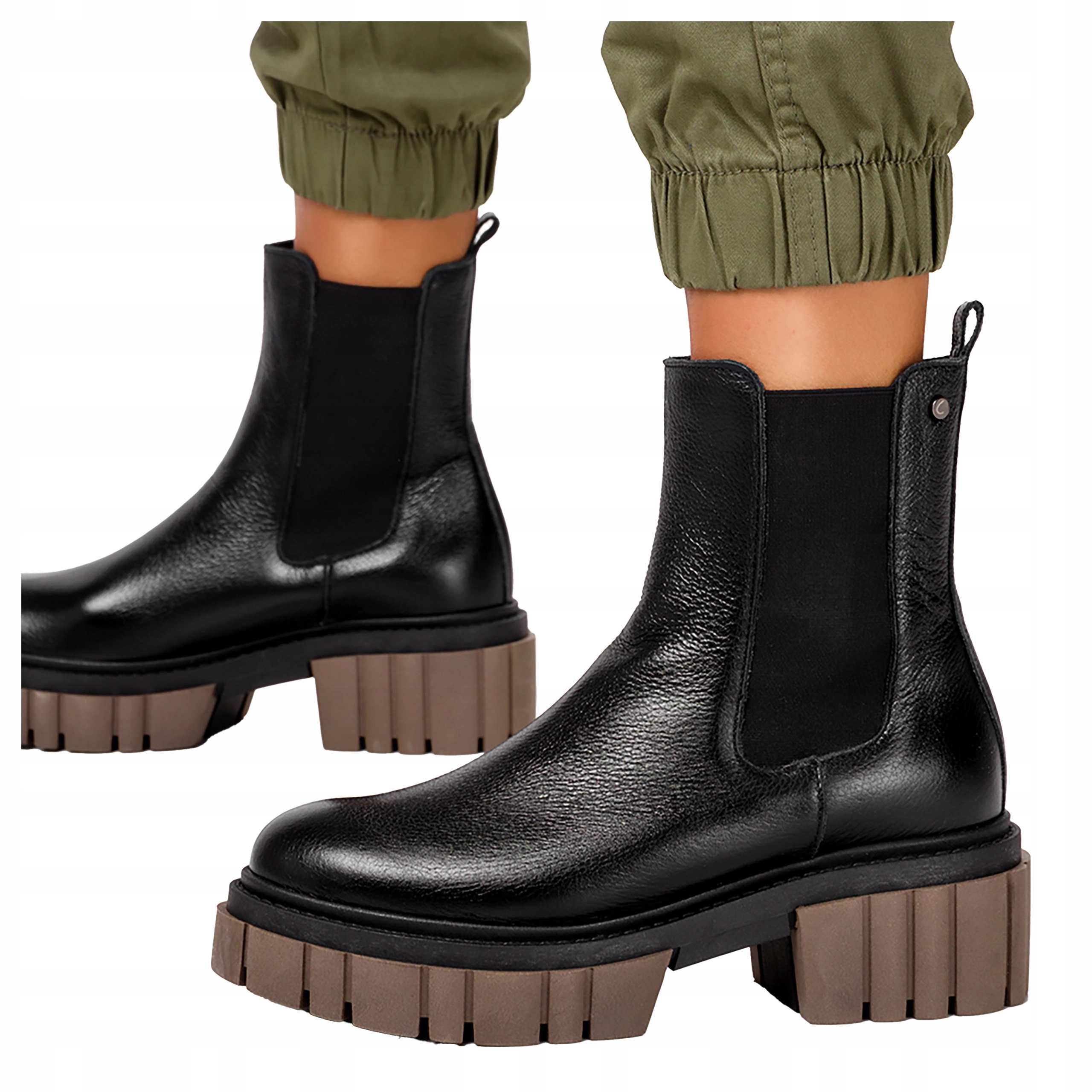 Dámské Kotníkové Boty na platformě Černé Kožené Zateplené Polský Výrobek vel. 38