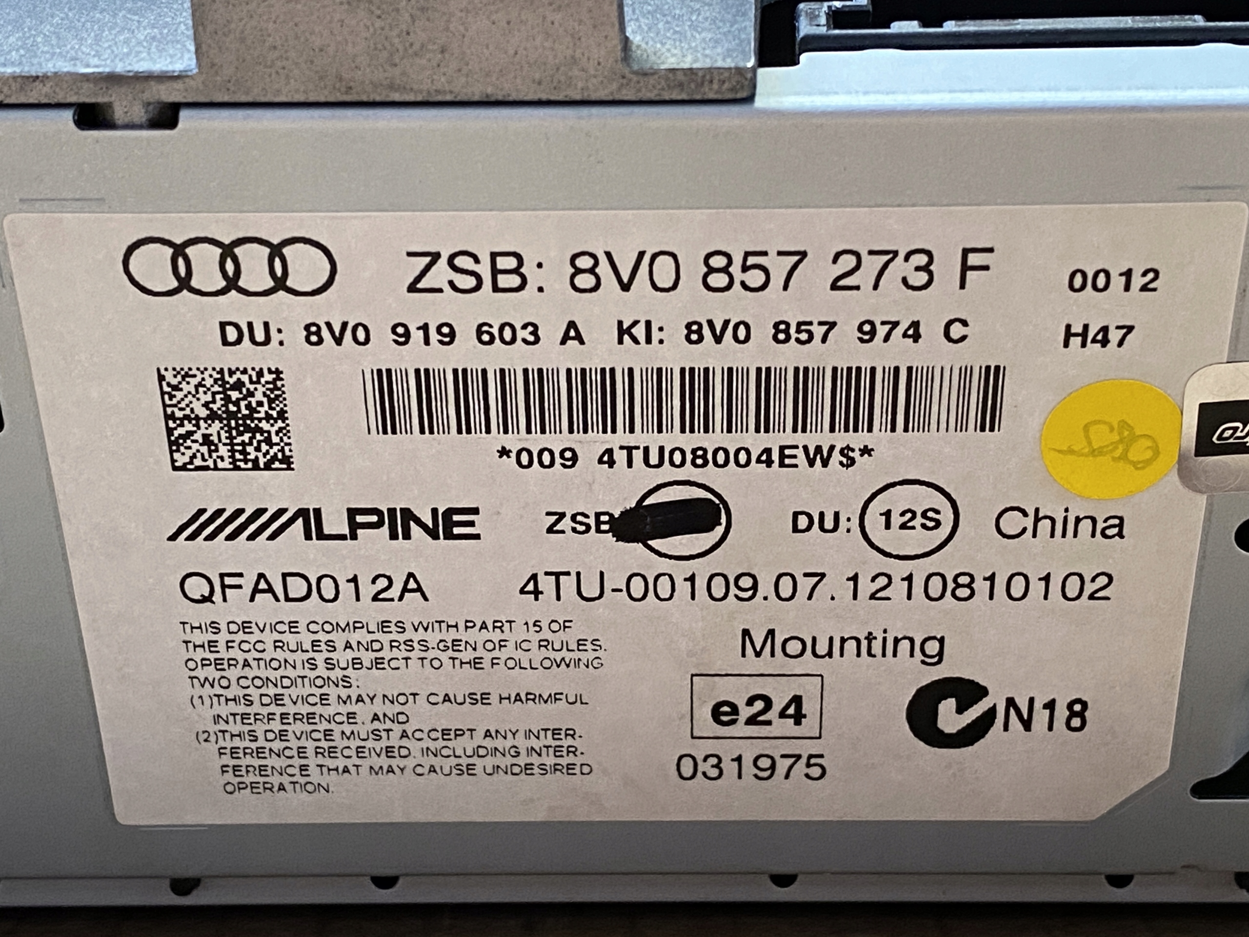 AUDI A3 8V displej LCD 8V0857273F