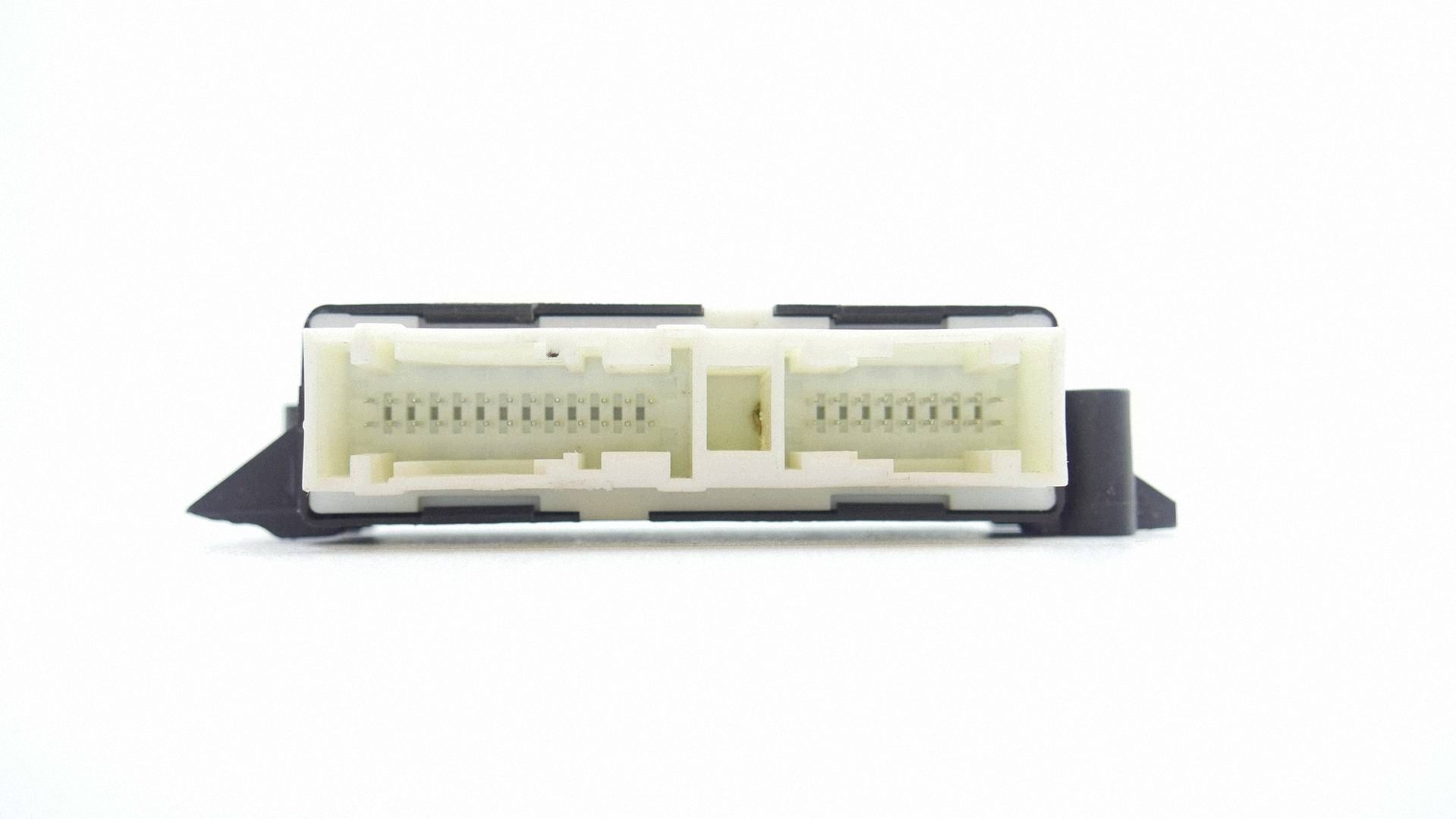 modulo Centralina CZUJNIKOW parcheggio PDC VW TIGUAN II 3Q0919298E
