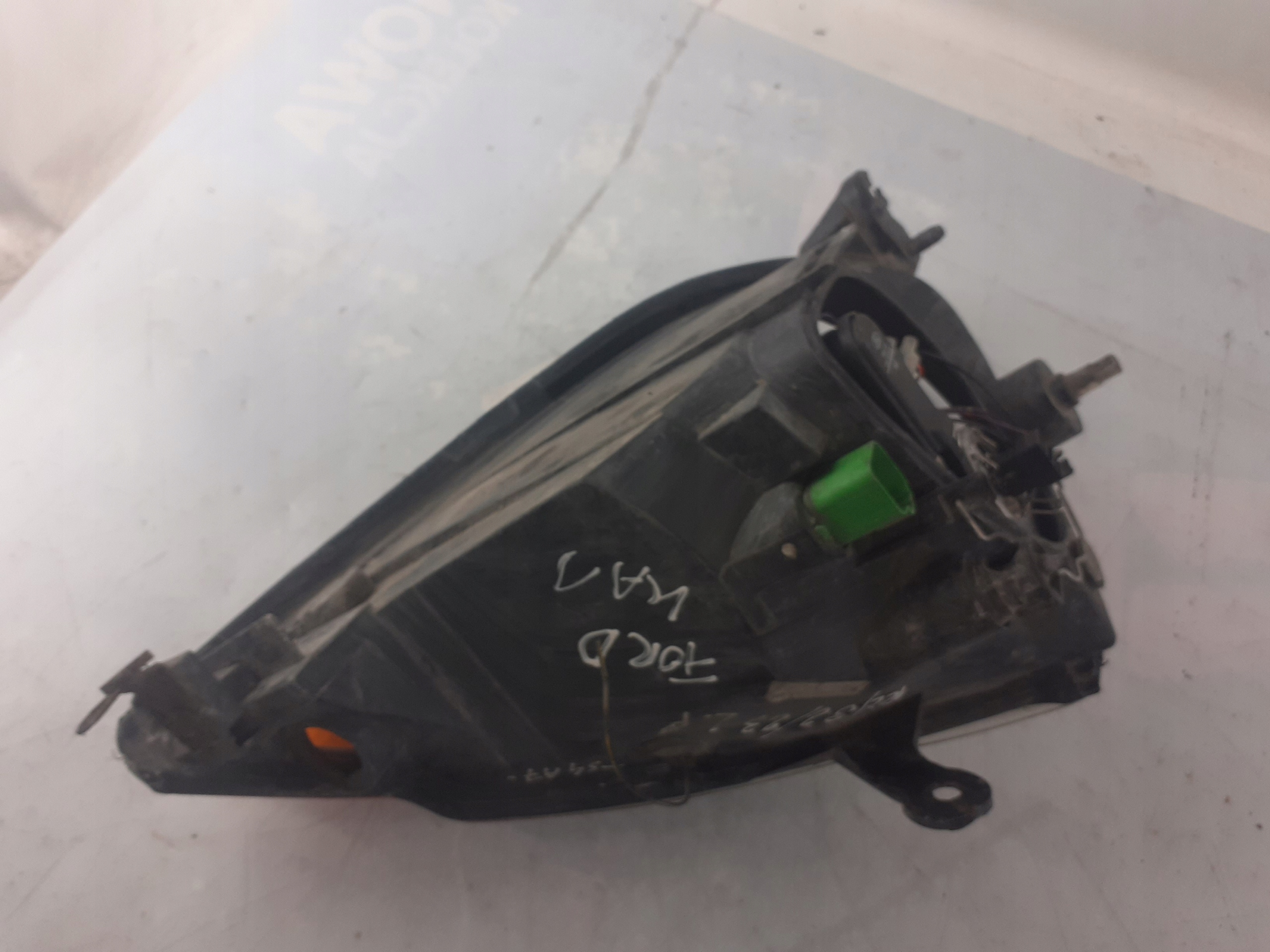 Ford Ka and light front left