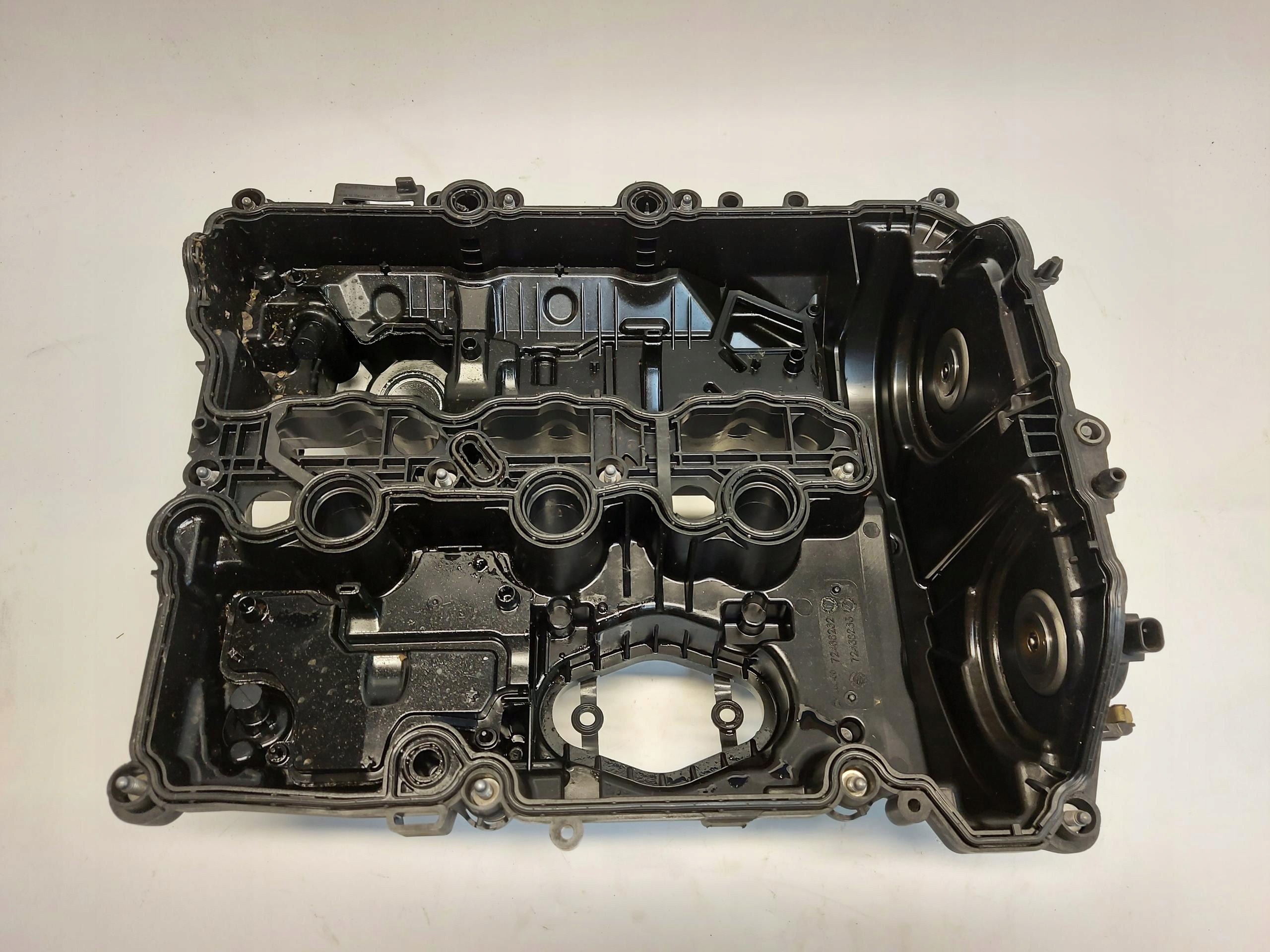 Mini Countryman F60 1.5 B Abdeckung der Ventile 8631744