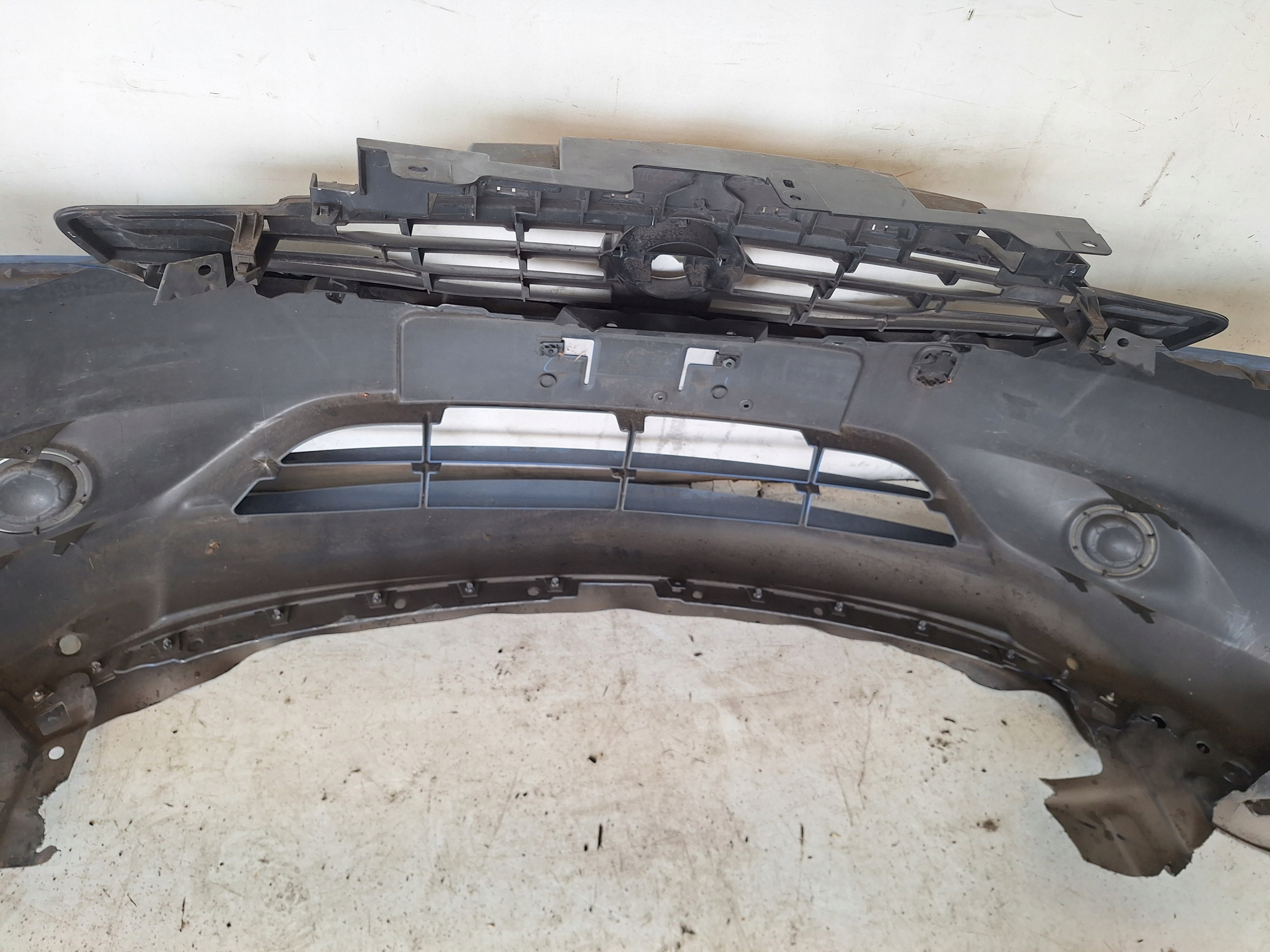 NISSAN NOTE II E12 12-17 bumper + grille