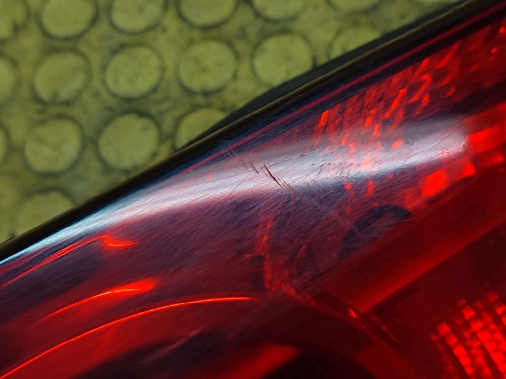 RENAULT LAGUNA II light left rear part to the bonnet