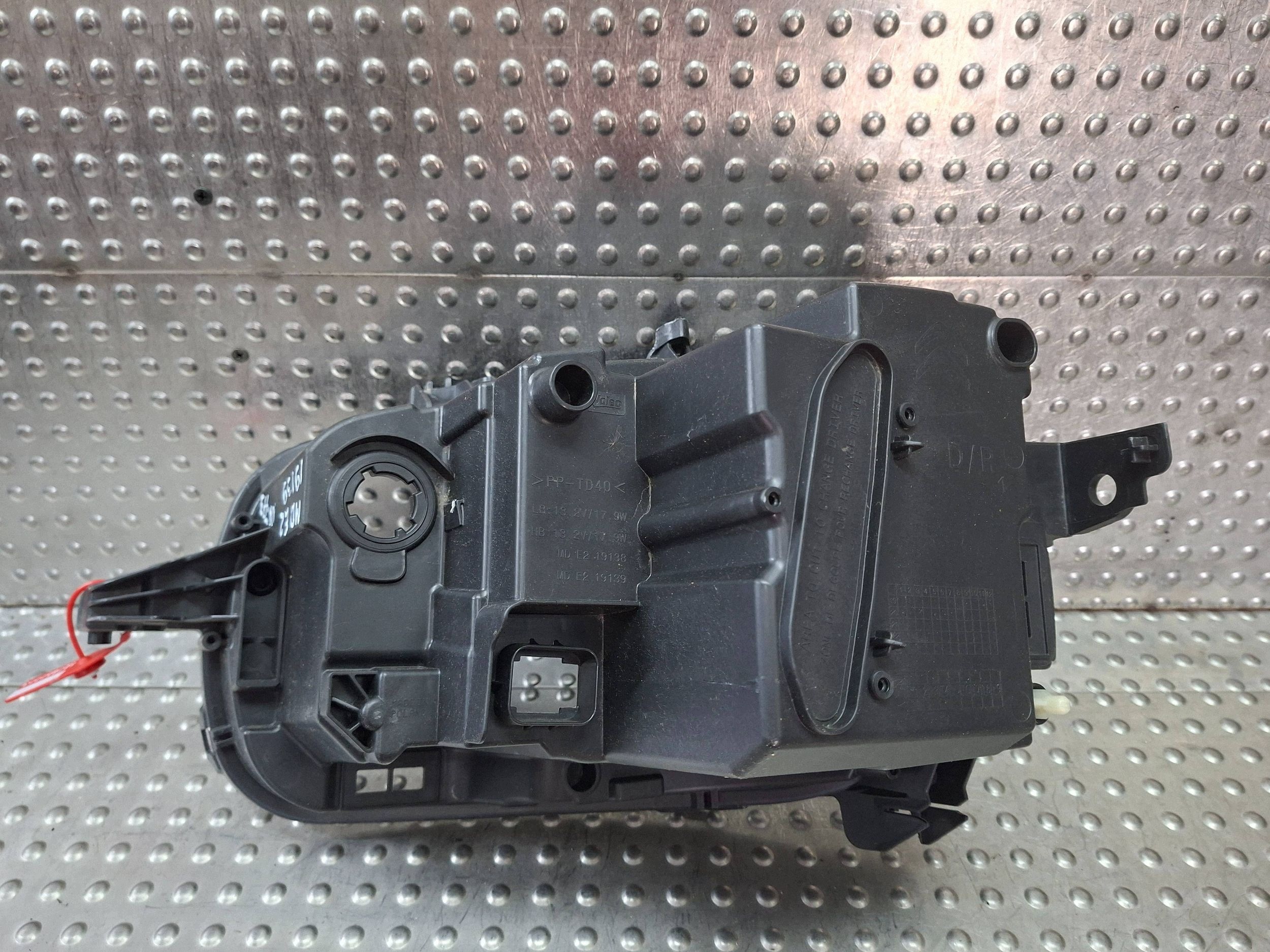 PUSZKA lights front right 9836161580 CITROEN C3 III FULL LED 2020