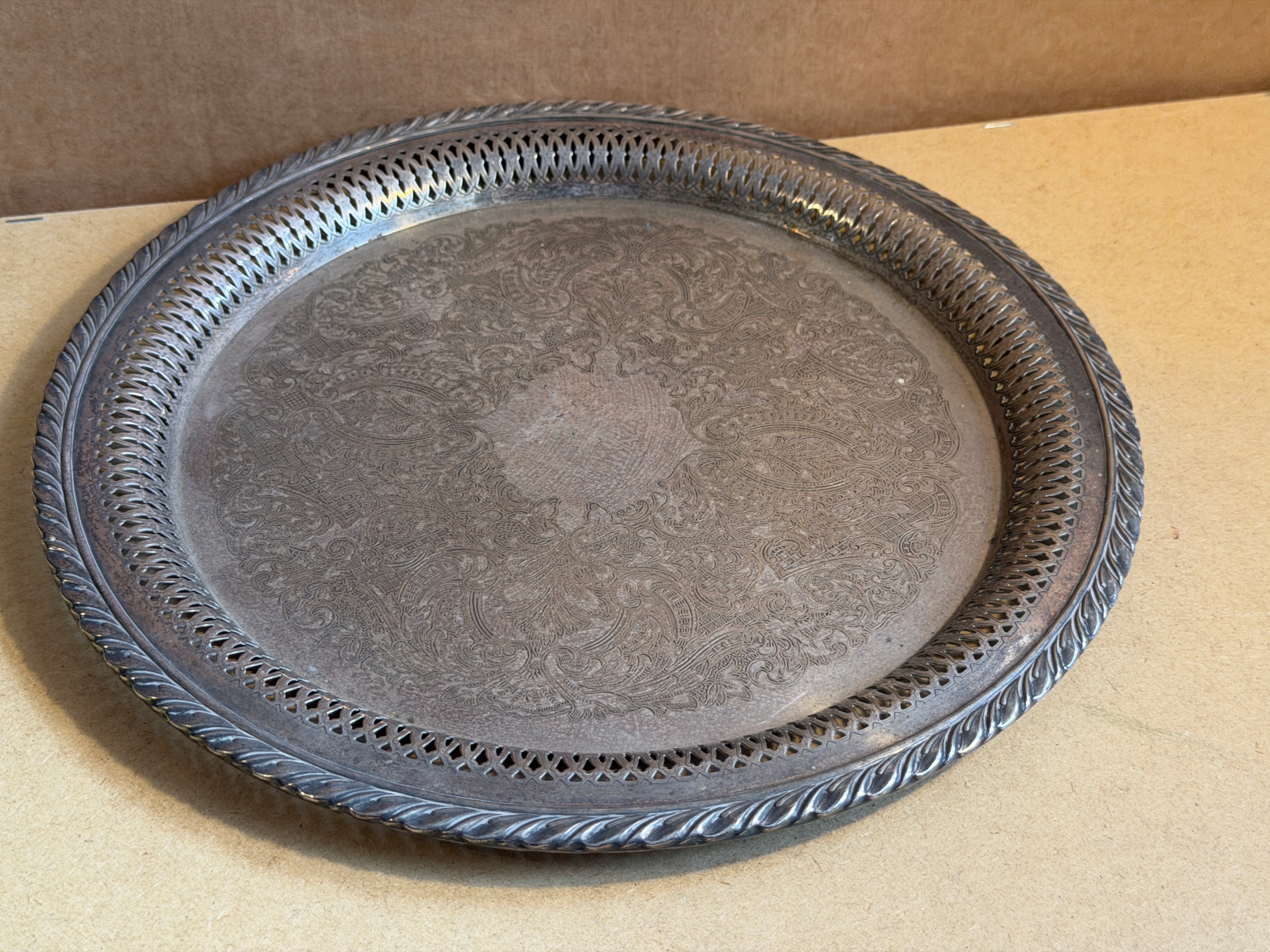 Stara Taca ażurowa posrebrzana 31 cm Solidna