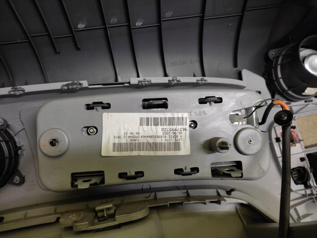 CITROEN C3 PLURIEL торпеда 96379957ZQ