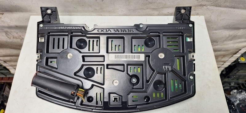 dials OPEL ASTRA III 13172028RU