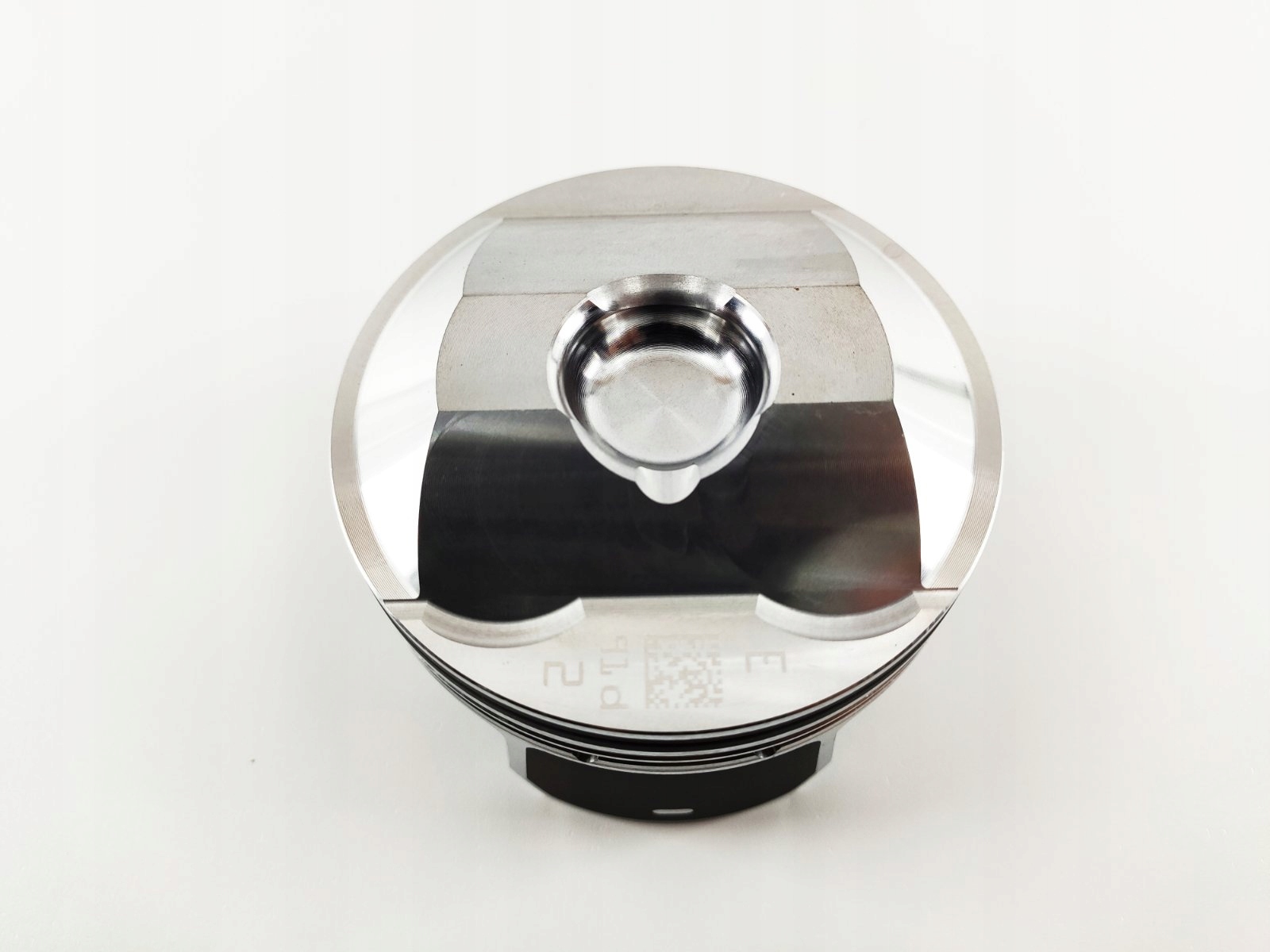 PEY2 - Поршень Mazda 2.0 skyactiv новый pe01 pe02