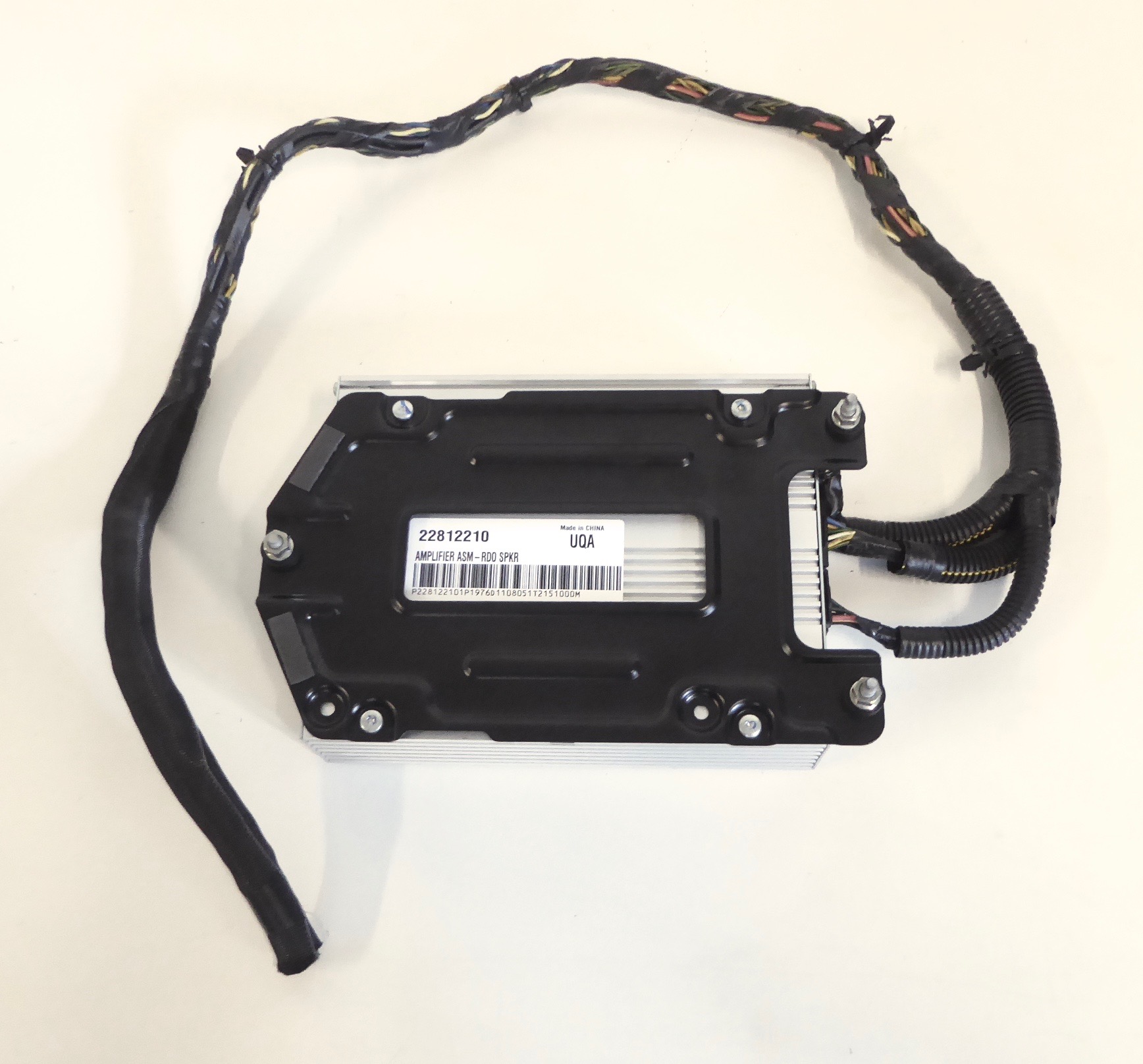 WZMACNIACZ INFINITI OPEL INSIGNIA Part number 22812210