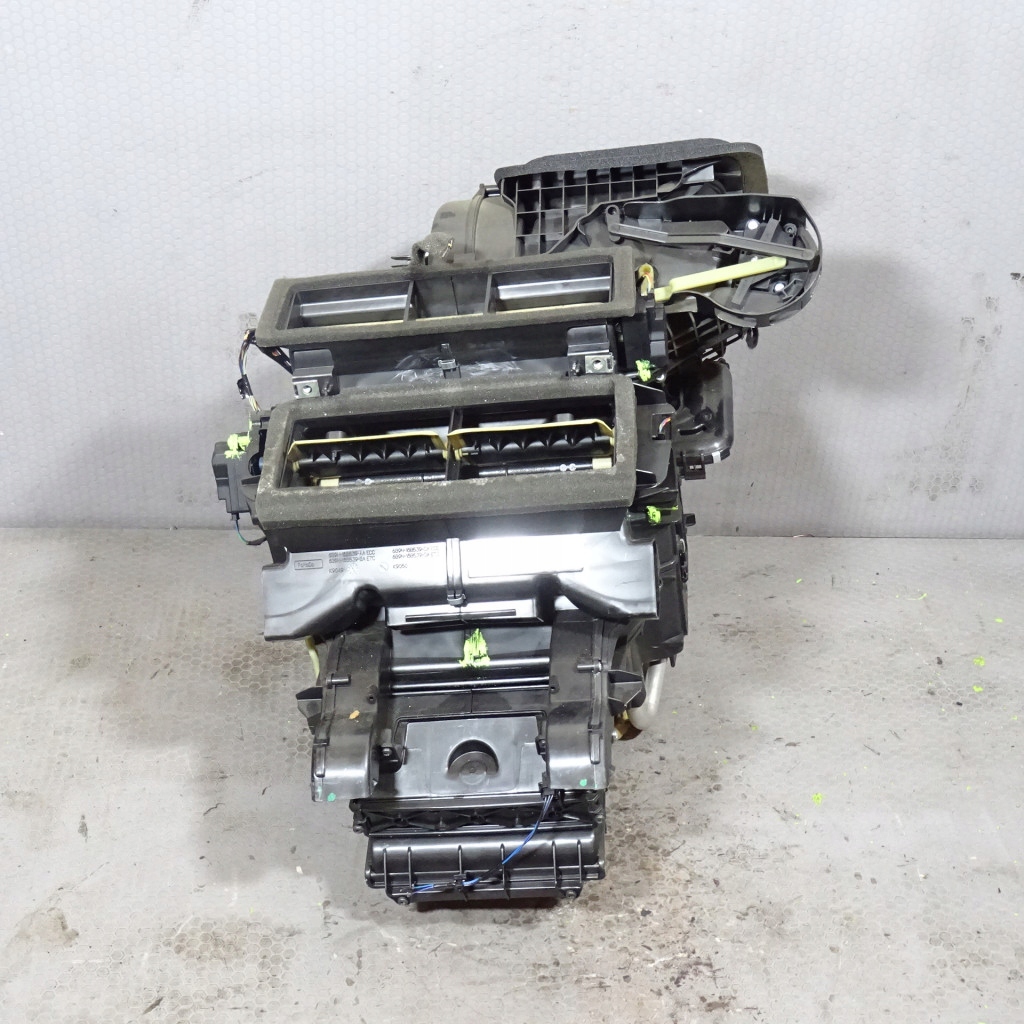 VOLVO S80 II 2.5T DMUCHAWA luft 6G9N-18D413-AA