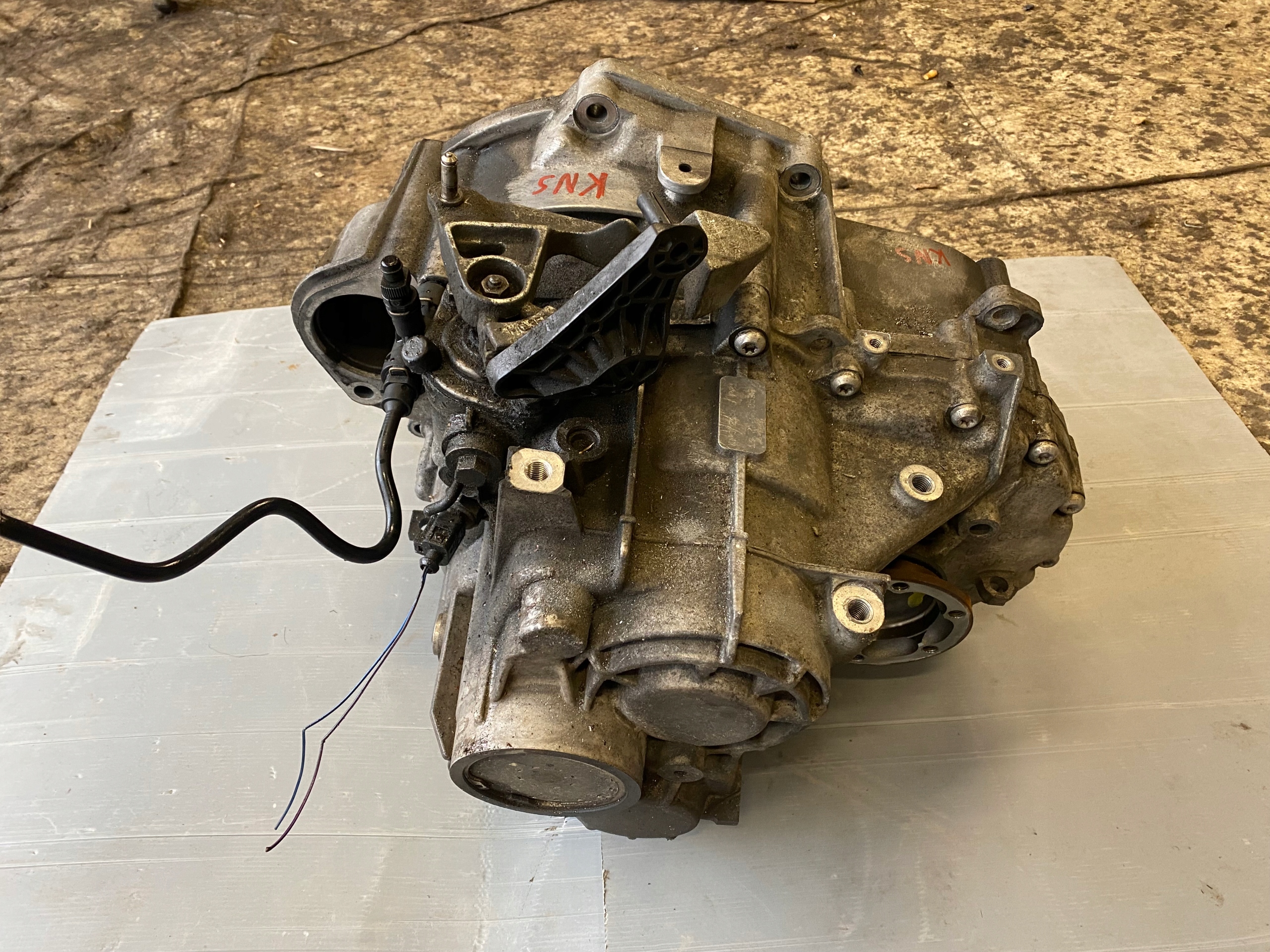 AUDI A3 8P LIFT 2.0 TDI Getriebe KNS