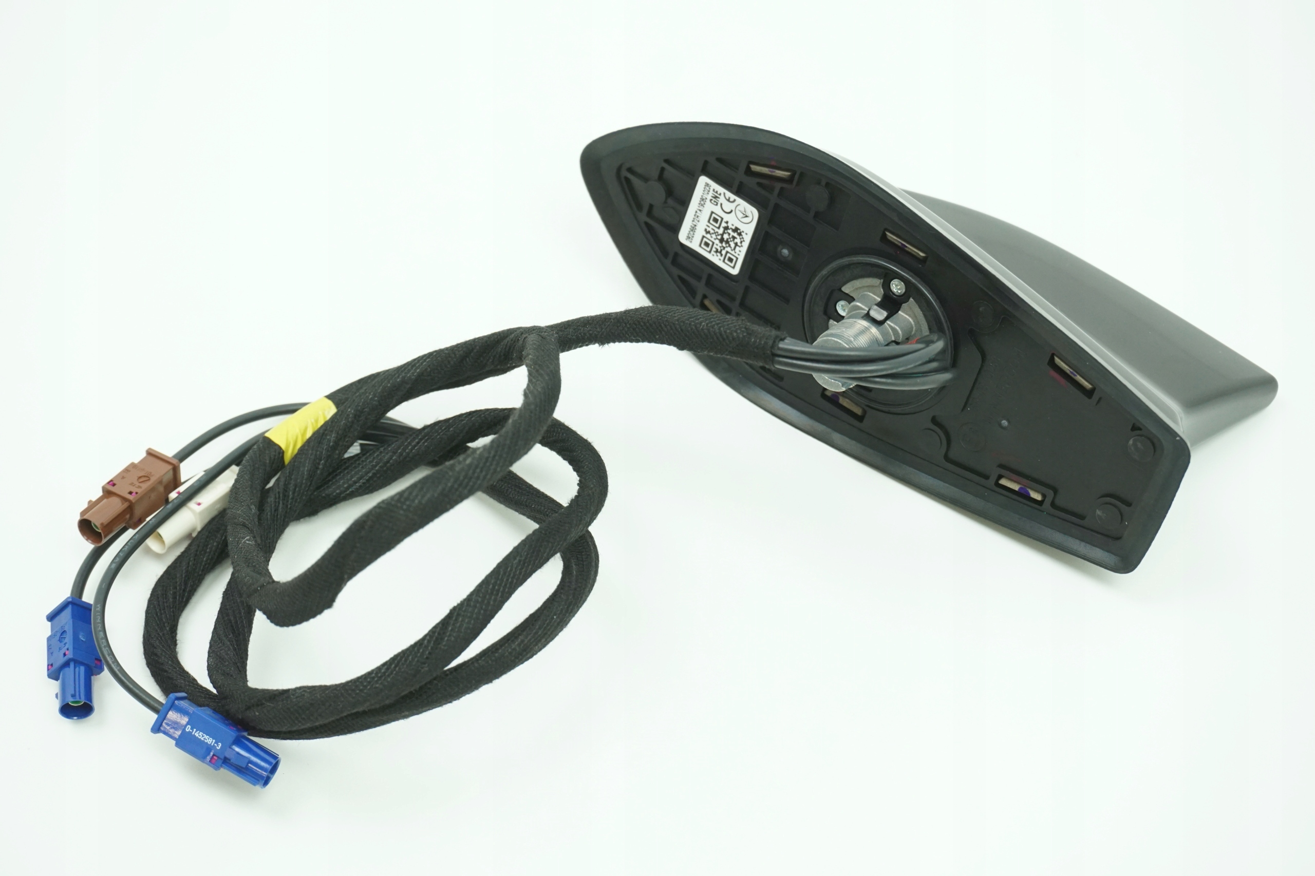 Антенна GPS акула Megane IV Clio IV 282066472r