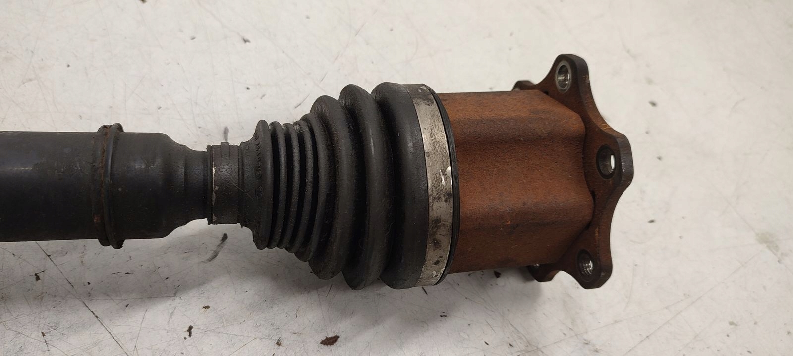 semi-axis right long automat VW Passat CC 2,0 TDI