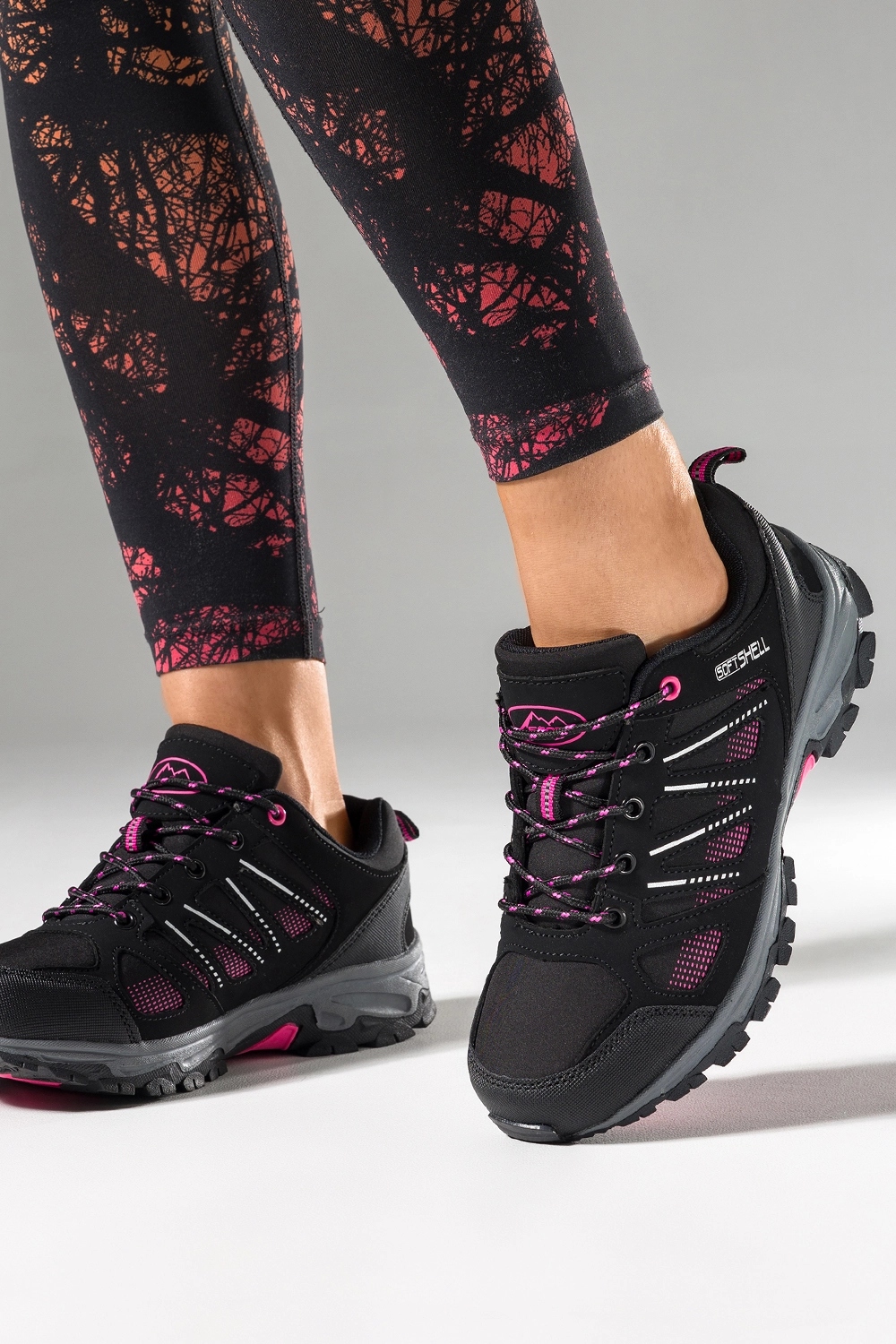 OBUWIE TREKKINGOWE DAMSKIE SOFTSHELL CZARNE SZNUROWANE RÓŻOWE DODATKI r 39 Marka Casu