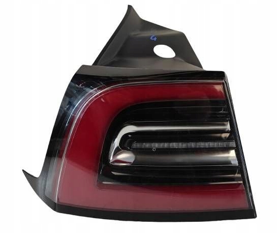 Tesla Model 3 17- left light rear rear part