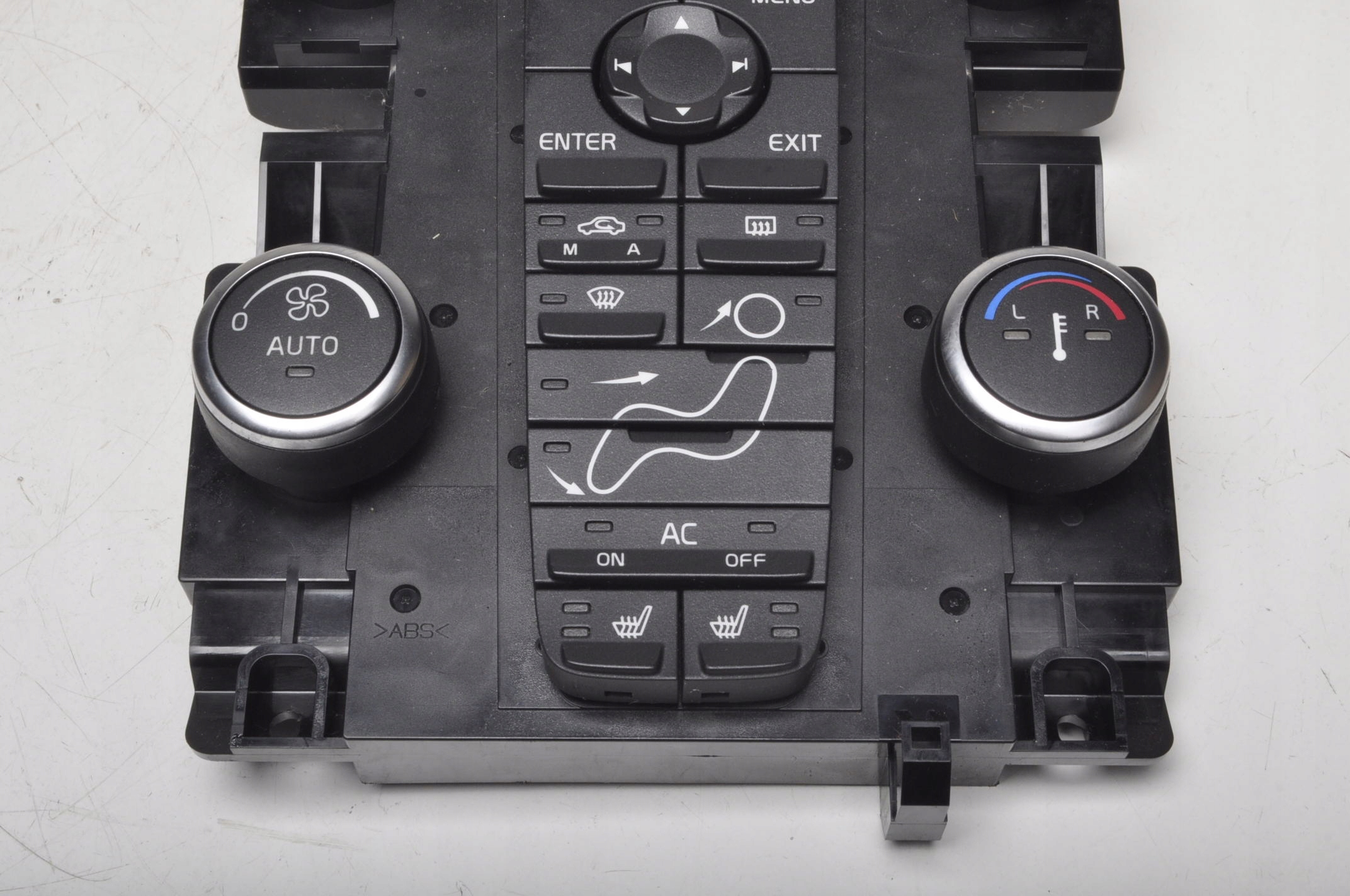 VOLVO C30 C70 S40 V50 PANEL PRZEŁĄCZNIK KLIMATYZACJI 30782540 Producent części Volvo