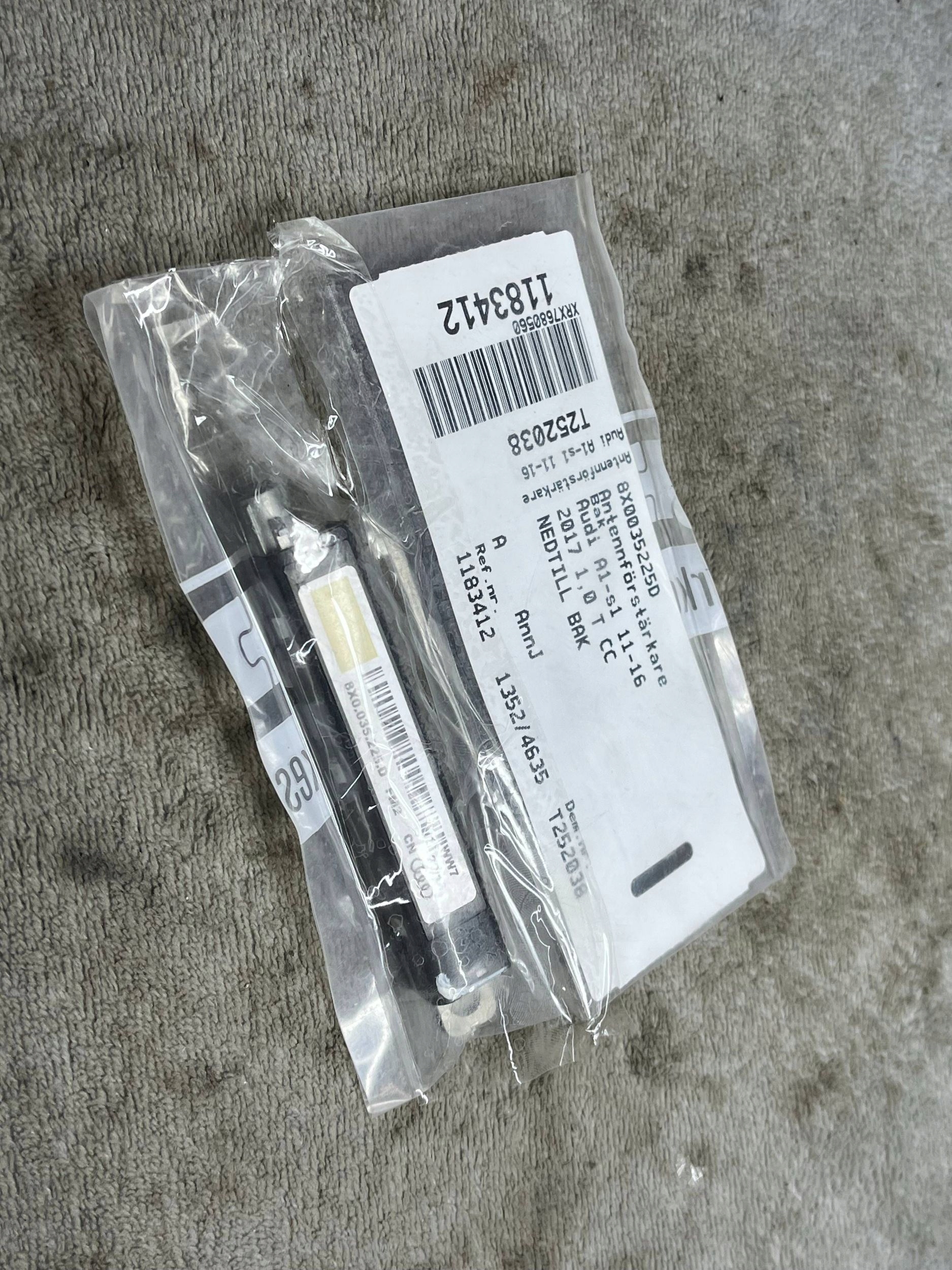 Amplificatore antenna 8X0035225D AUDI A1 8X !J