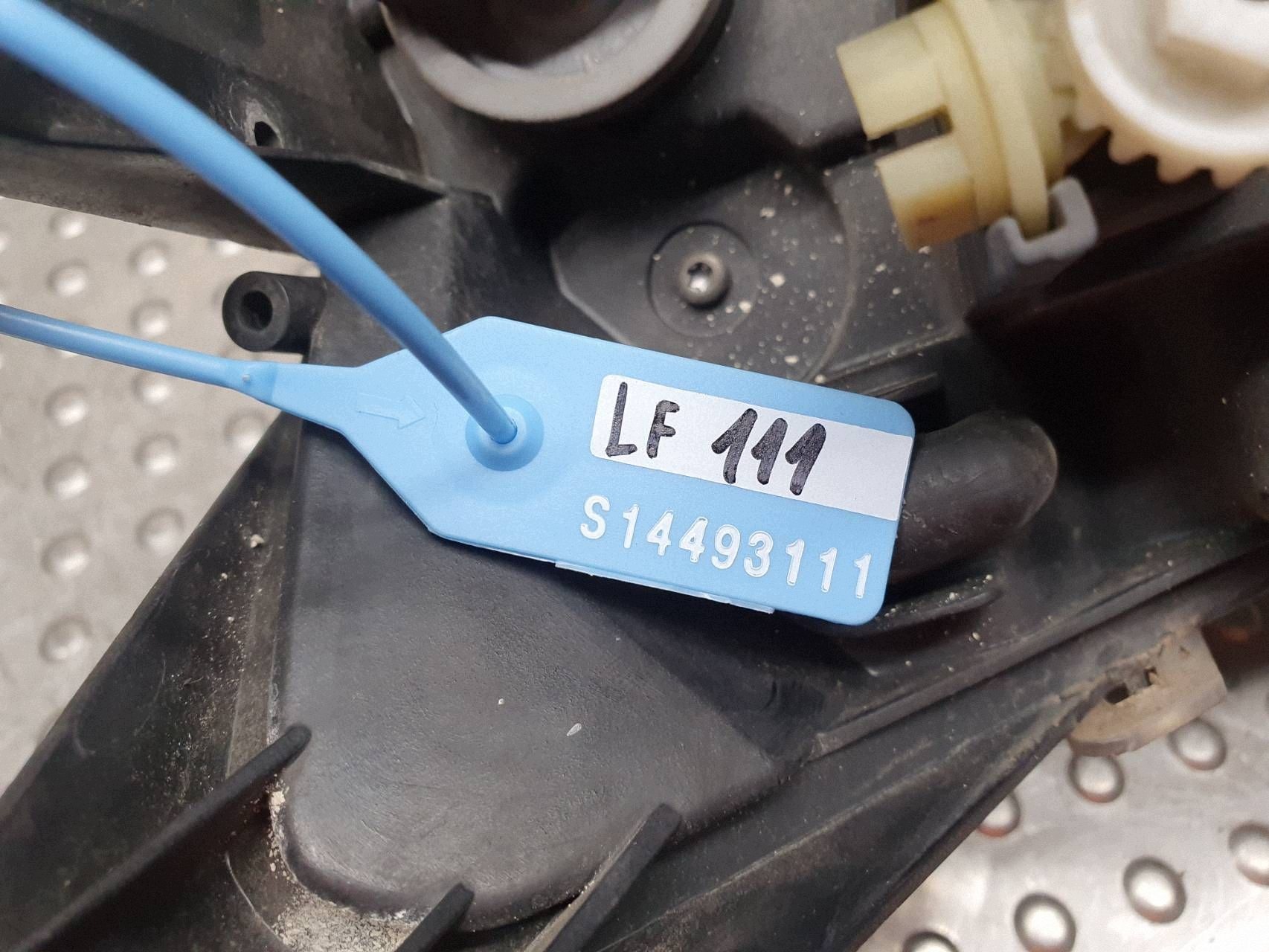 light REFLEKTOR left front FORD FUSION MK1 LIFT 05-12