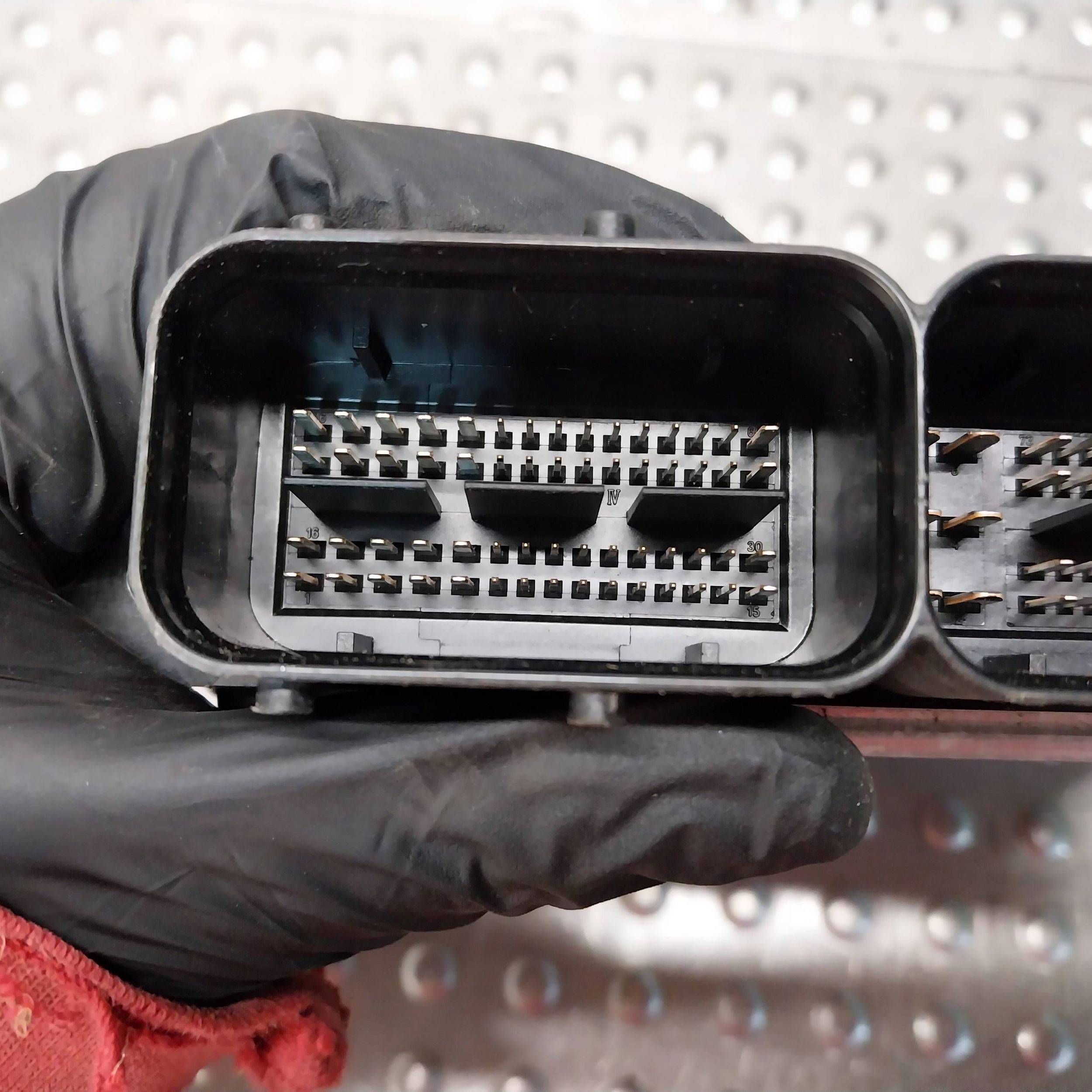 computer control unit of the engine 04C907309BB AUDI A3 8V Q2 81A ARONA 1.0TSI
