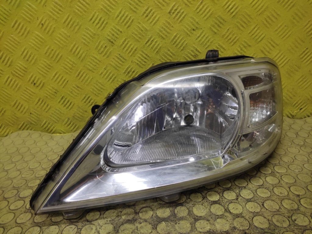 DACIA LOGAN and LIFT REFLEKTOR light left front