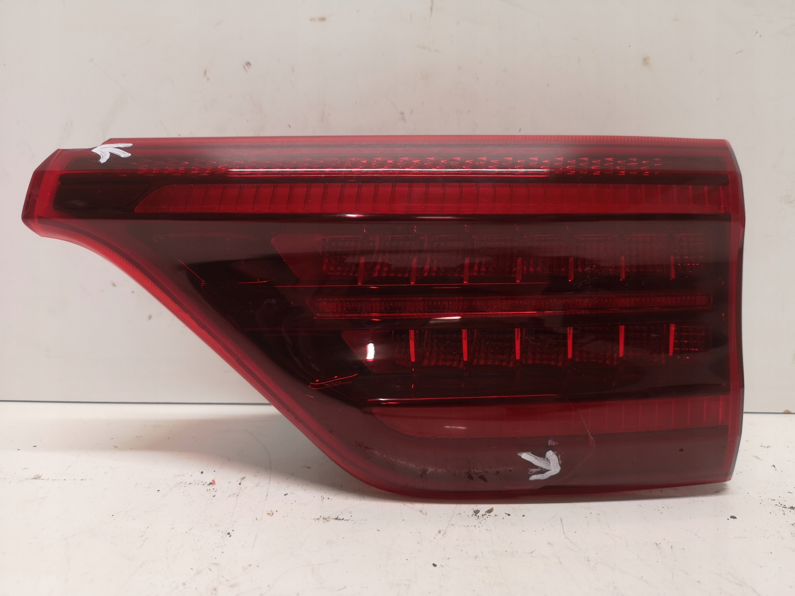 KIA SPORTAGE 4 IV LIFT GT LAMPA PRAWA W KLAPĘ LED