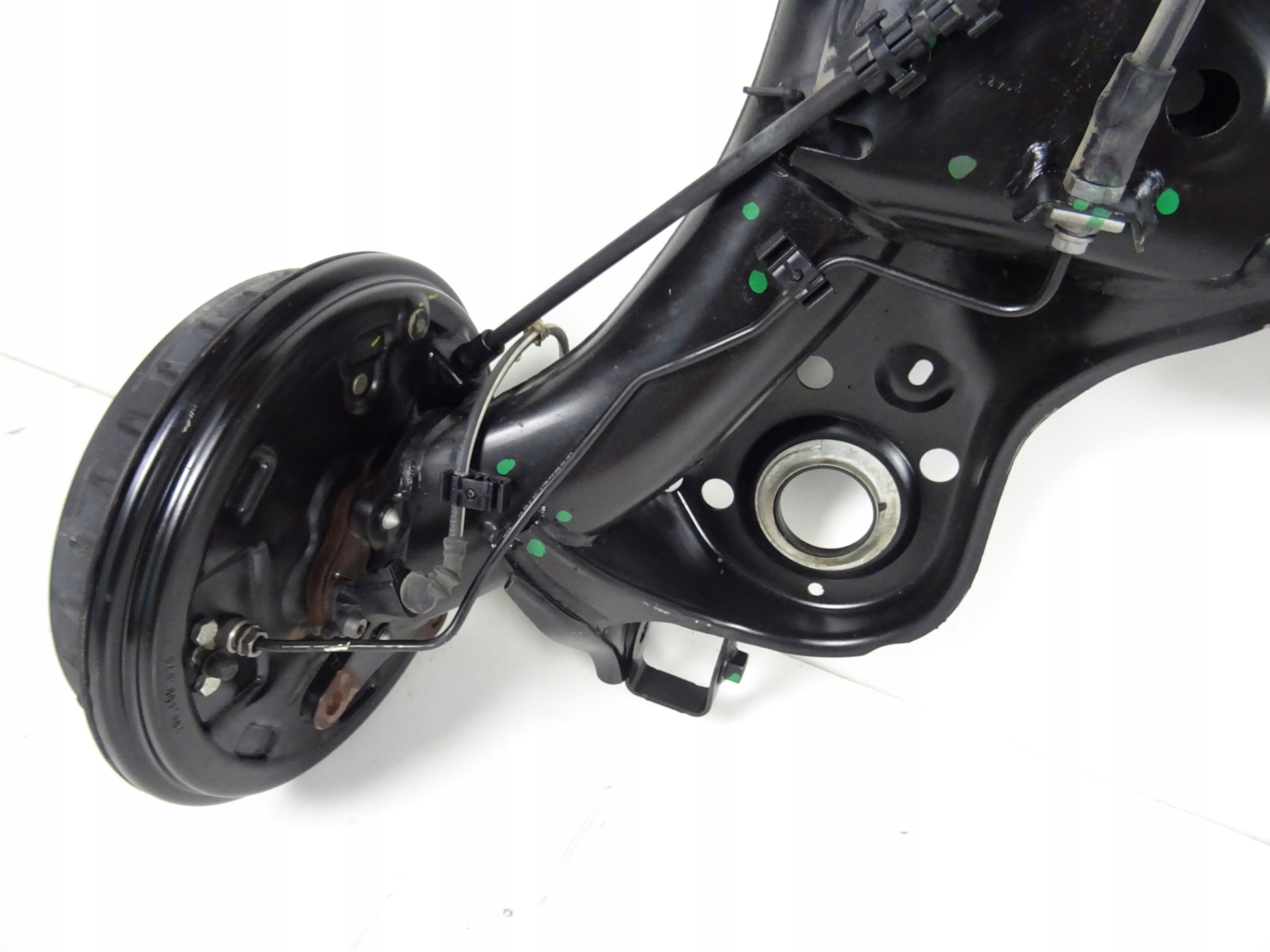 VW POLO 2G LIFT R-LINE 1.0 BELKA ZAWIESZENIA TYŁ 2Q00501053BS Wersja Europejska