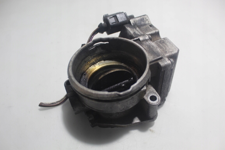 Дроссельная заслонка VOLKSWAGEN PASSAT B6 1.9 TDI