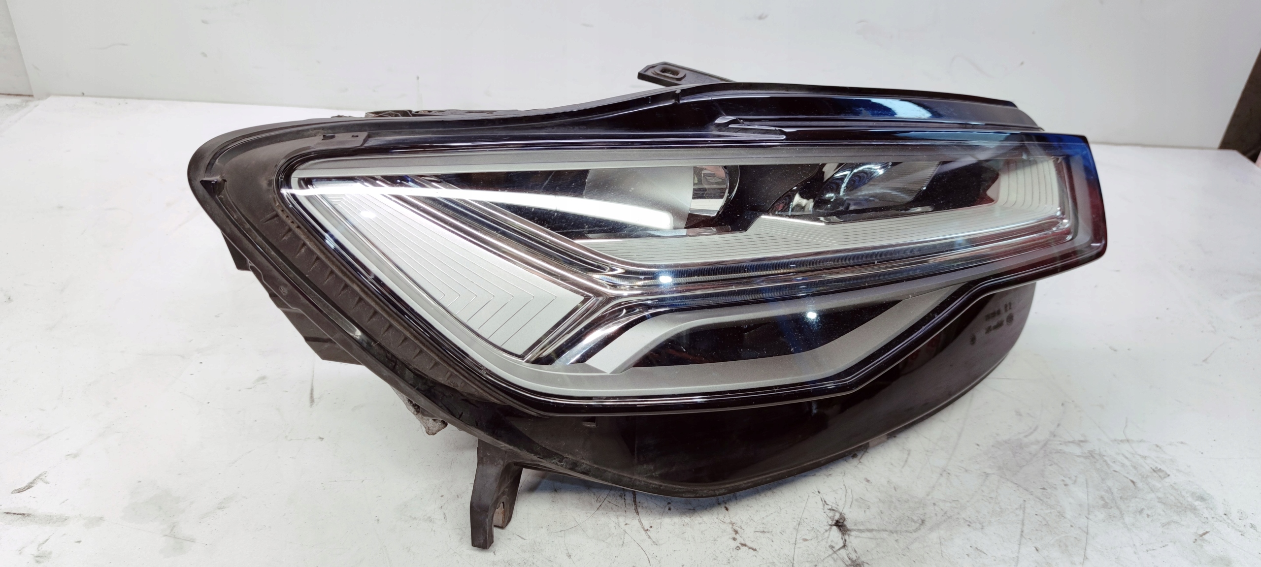 REFLEKTOR FULL LED AUDI A6 C7 LIFT 4G0941034H KOMP