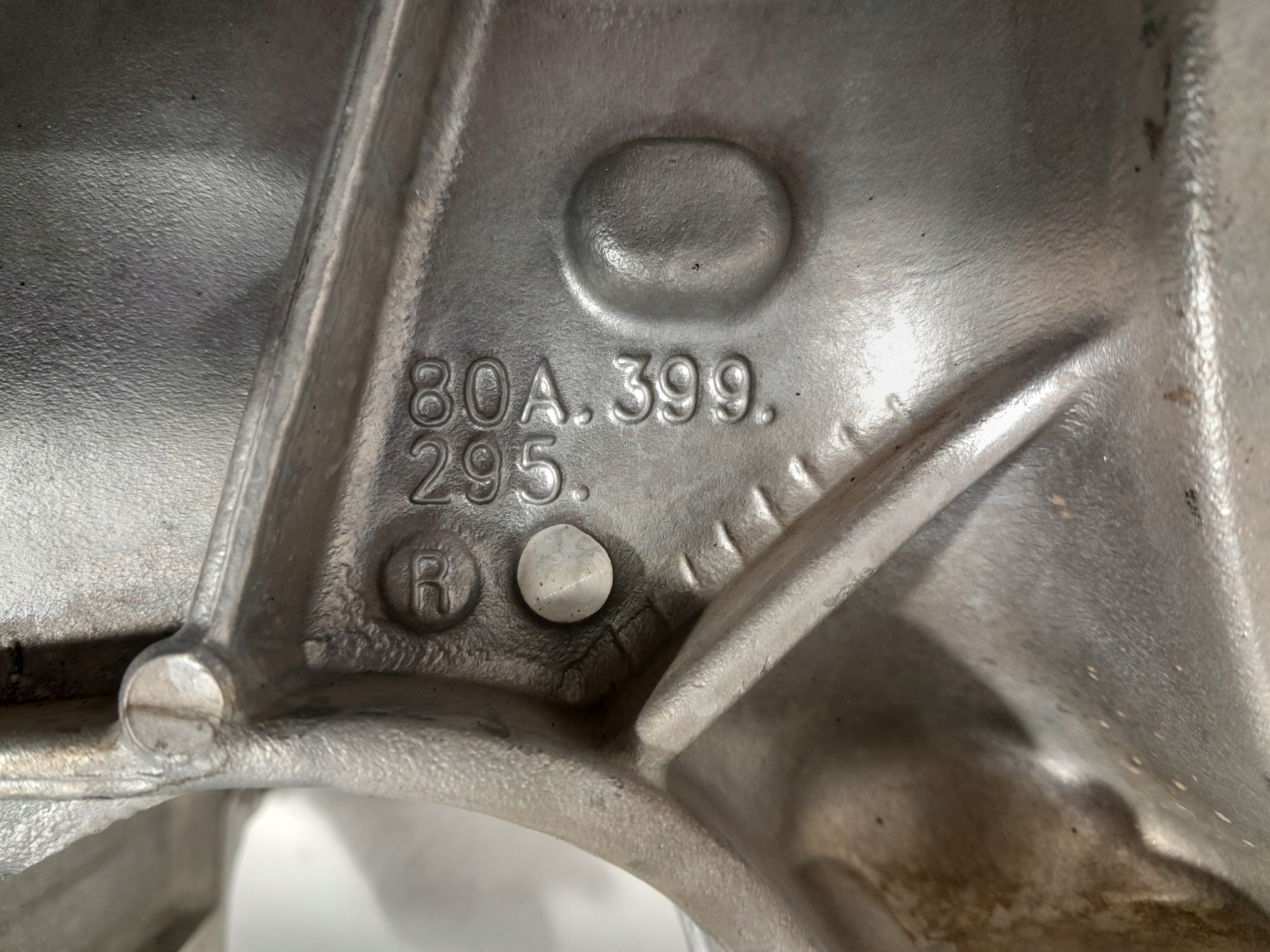 AUDI Q5 80A console engine mount left 80A399295