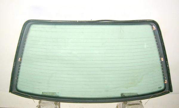 SZYBA TYLNA VOLKSWAGEN PASSAT B3/B4 B