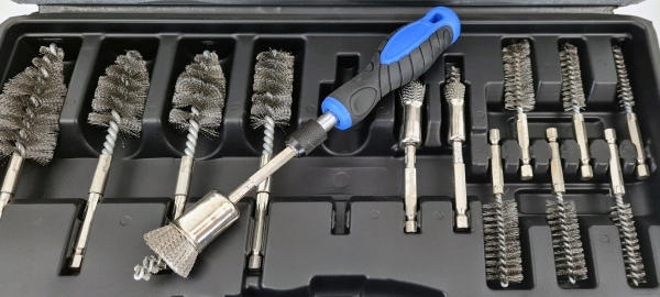 Súprava na čistenie zásuvky vstrekovačov Ma