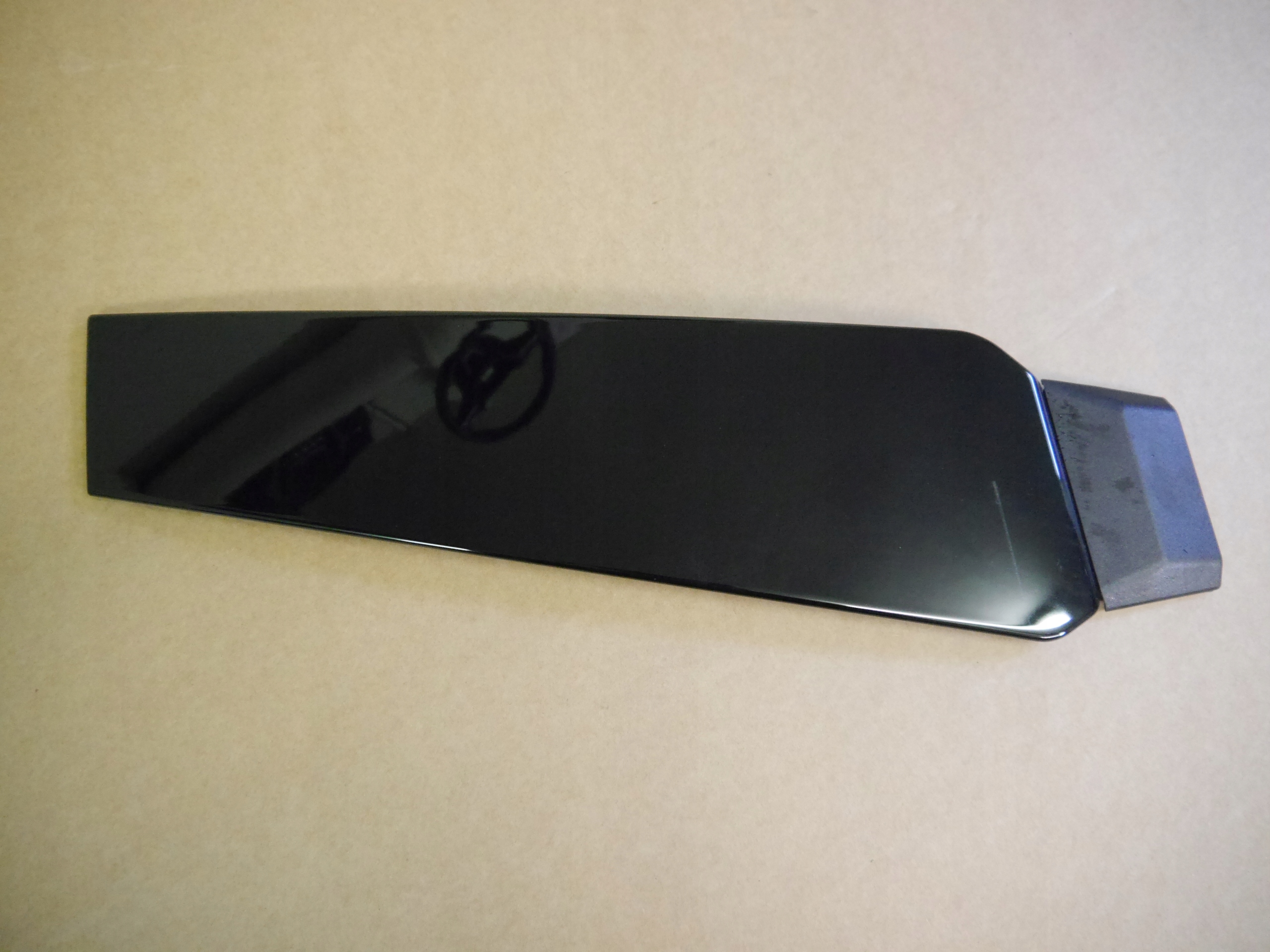 Audi A5 8W крышка стойки 8W8853289 SPORTBACK