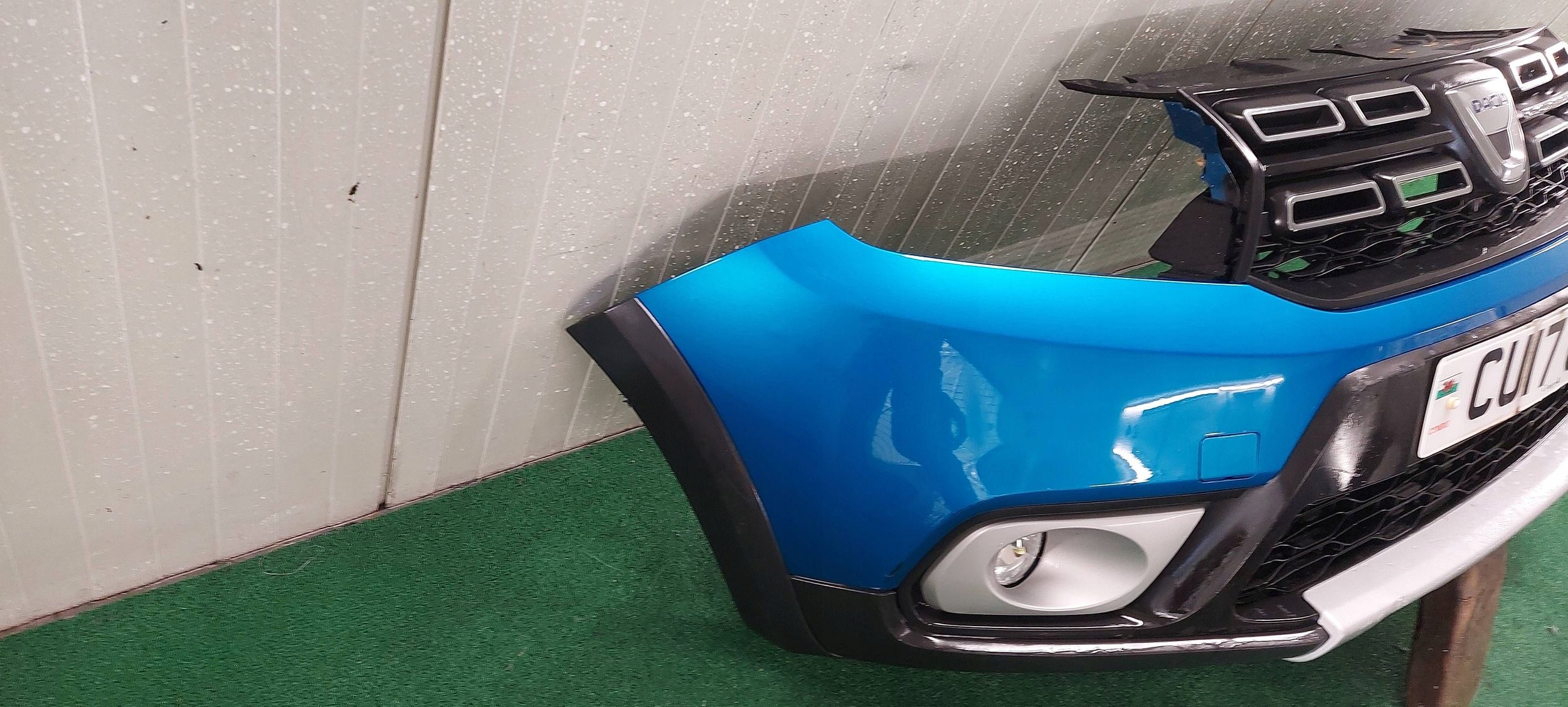 bumper front complete DACIA SANDERO STEPWAY 16-20 LAK: TERPL