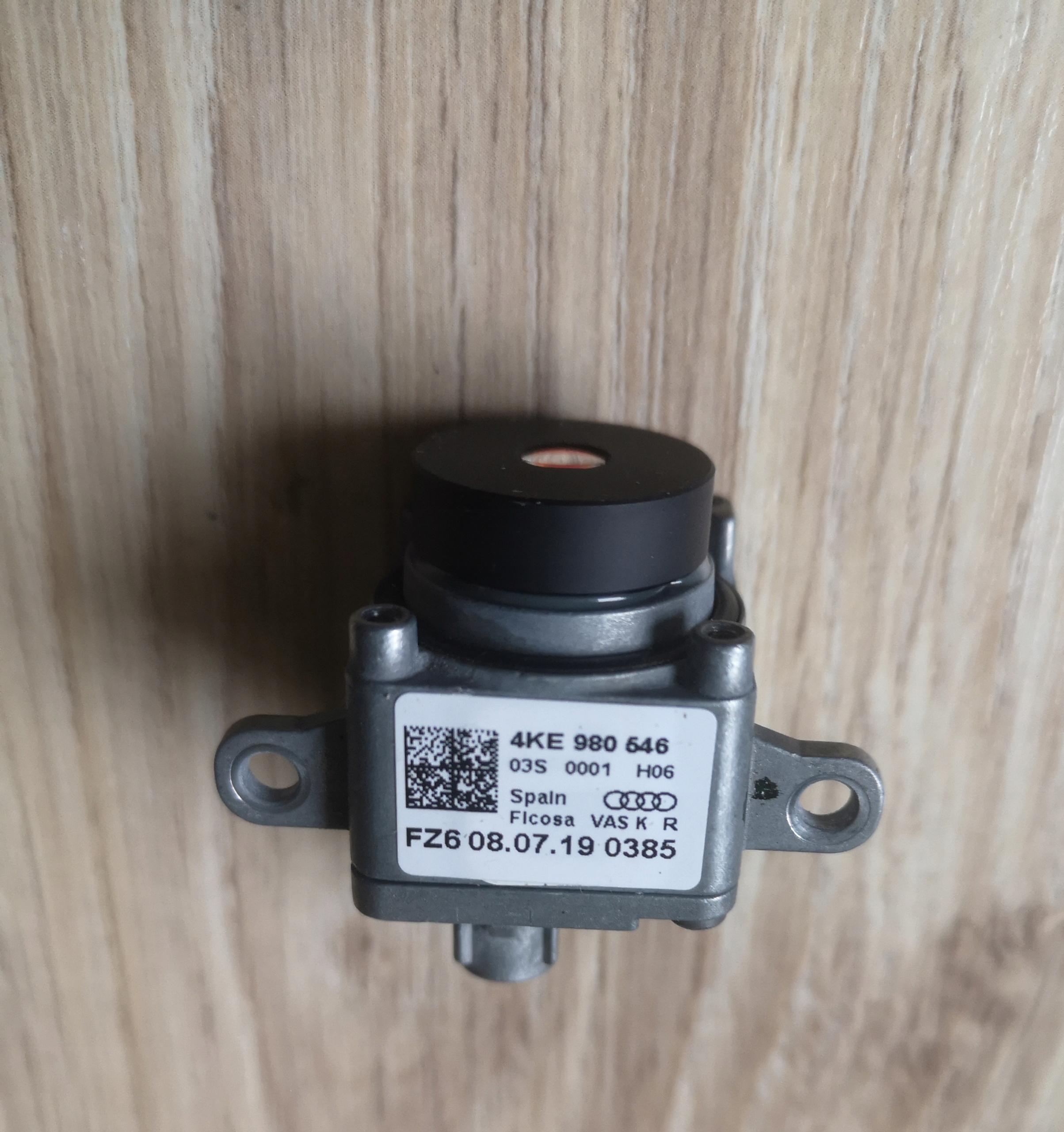 AUDI KAMERA TOP VIEW SIDE VIEW 4KE980546 Numer katalogowy producenta 4KE980546