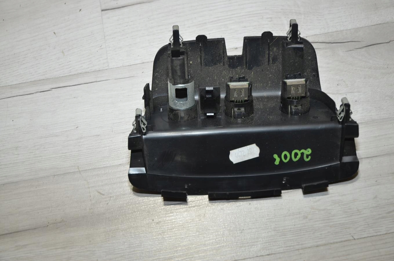adapter PORT USB Peugeot 2008 13r