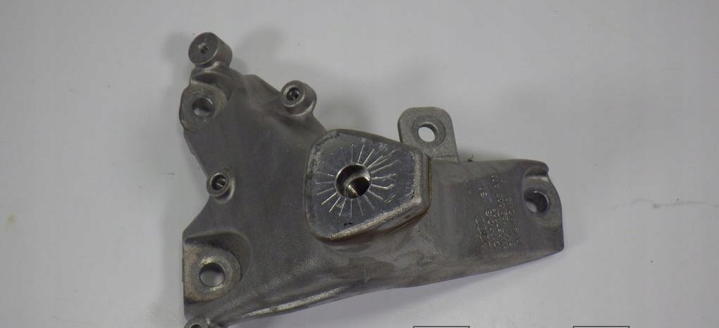 ЗАЩИТА ПОДУШКИ ДВИГАТЕЛЯ AUDI Rs5 A4 A5k0399059b