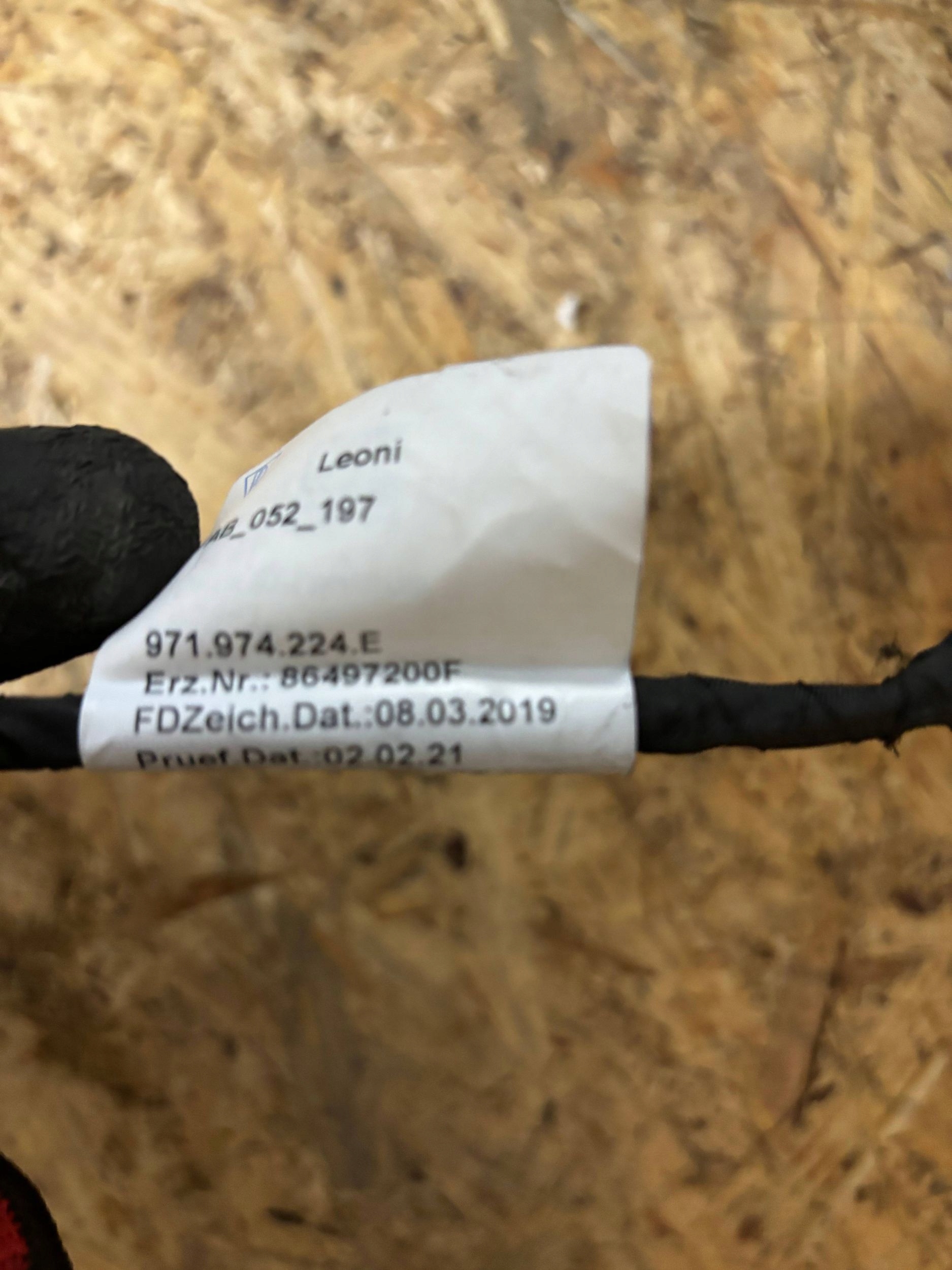 Porsche Panamera (971) 2020 Z tyłu Spoiler tylnej szyby klapy bagażnika Numer katalogowy części 971827677C