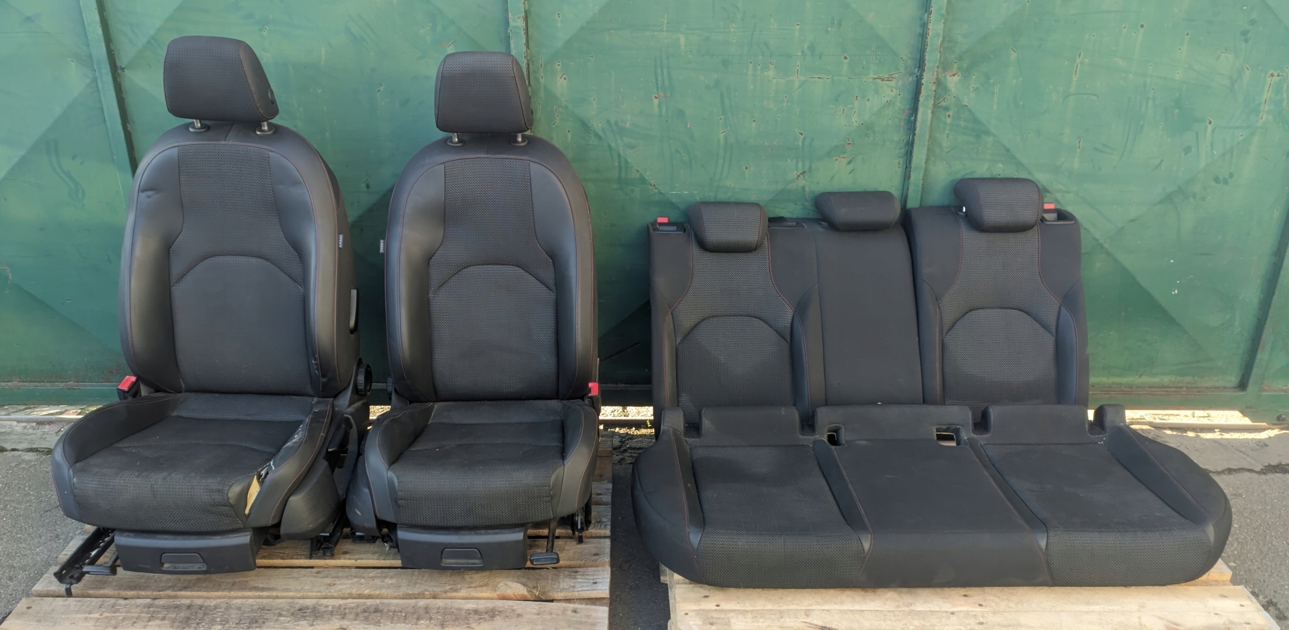 SEAT LEON III 2.0 TDI 13R Sitze vorne Sitz KOMPLET