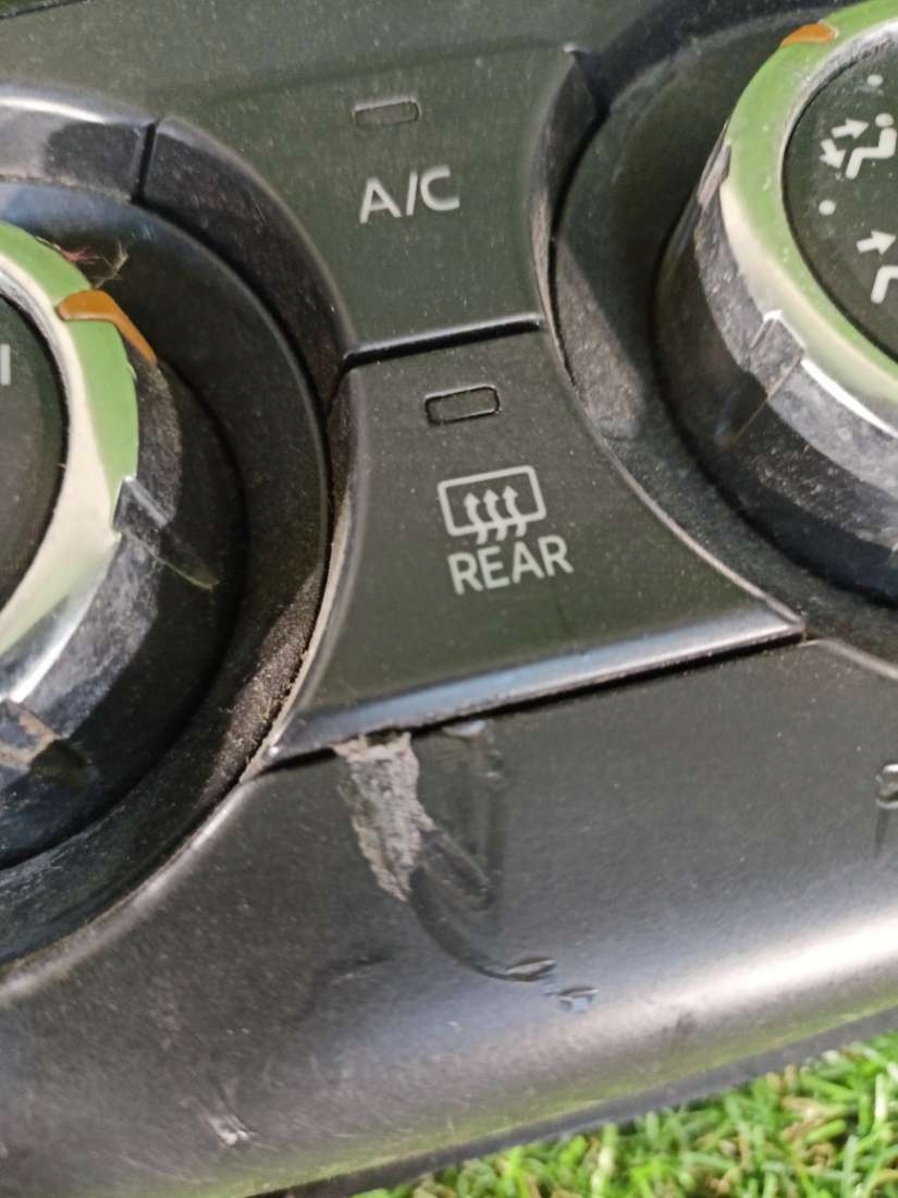 vezérlö panel a klímának Mazda 6 GJ r2015