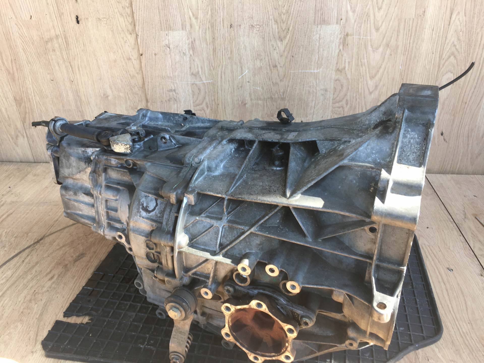 Getriebe AUDI A4 B6 2.4 V6 GWQ