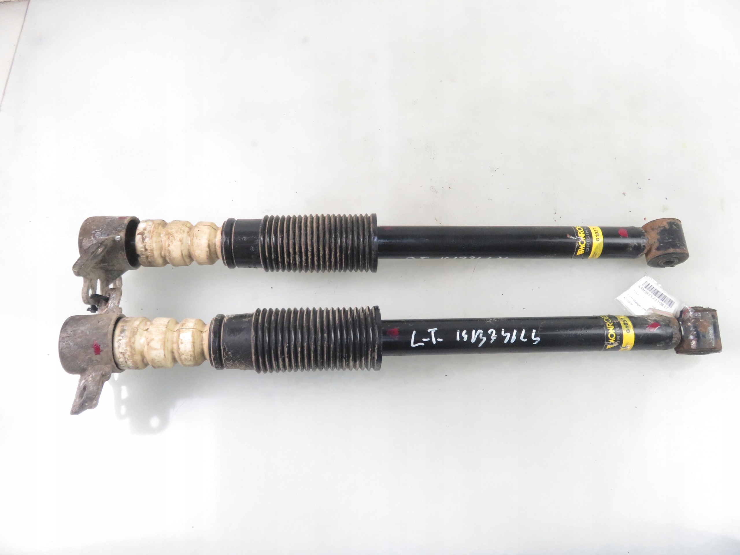 AMORTYZATORY TYŁ FIAT GRANDE PUNTO G1037 Typ samochodu Samochody osobowe