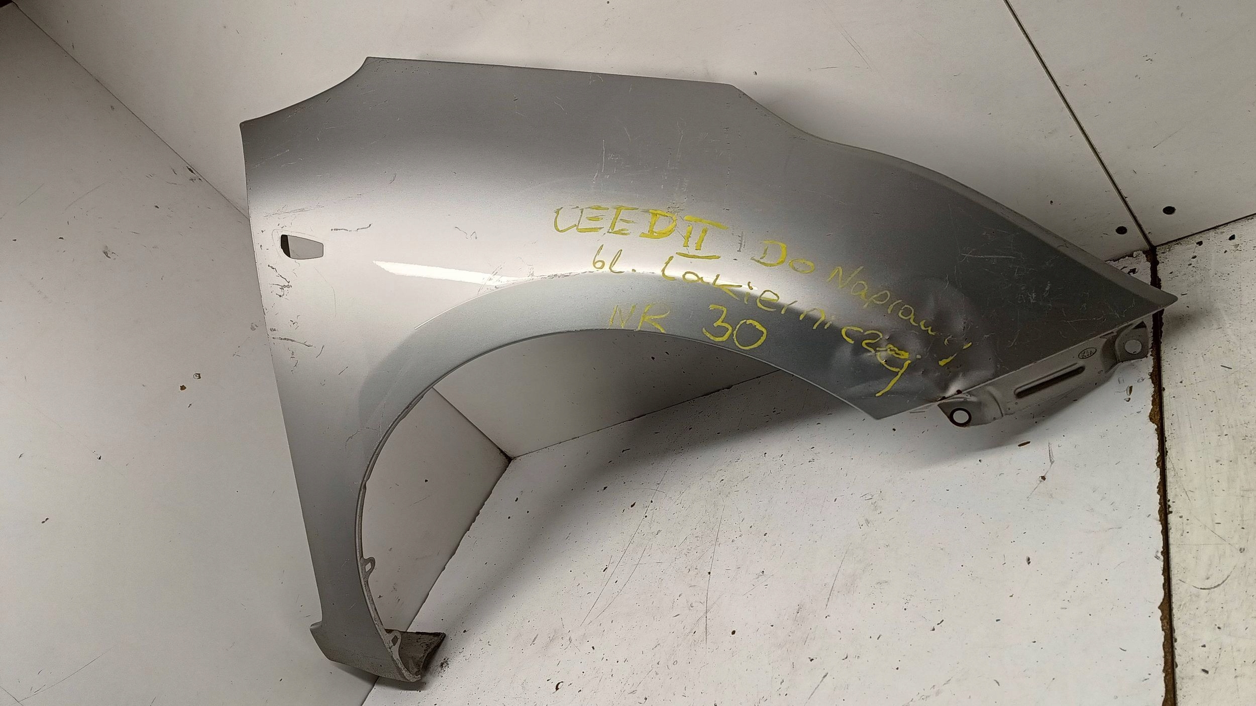 KIA CEED II fender front front right NR 30 2012