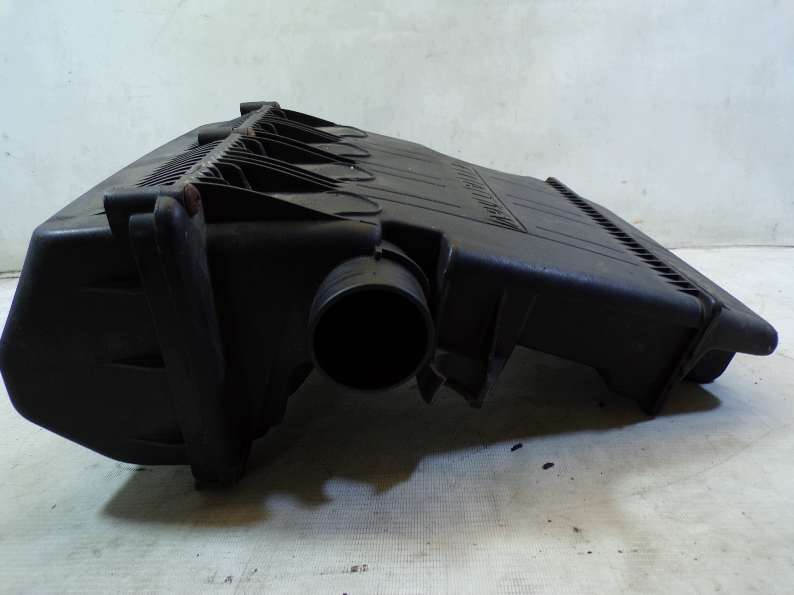 Gehäuse filter luft FIAT PUNTO 2 II 1.2 735275091