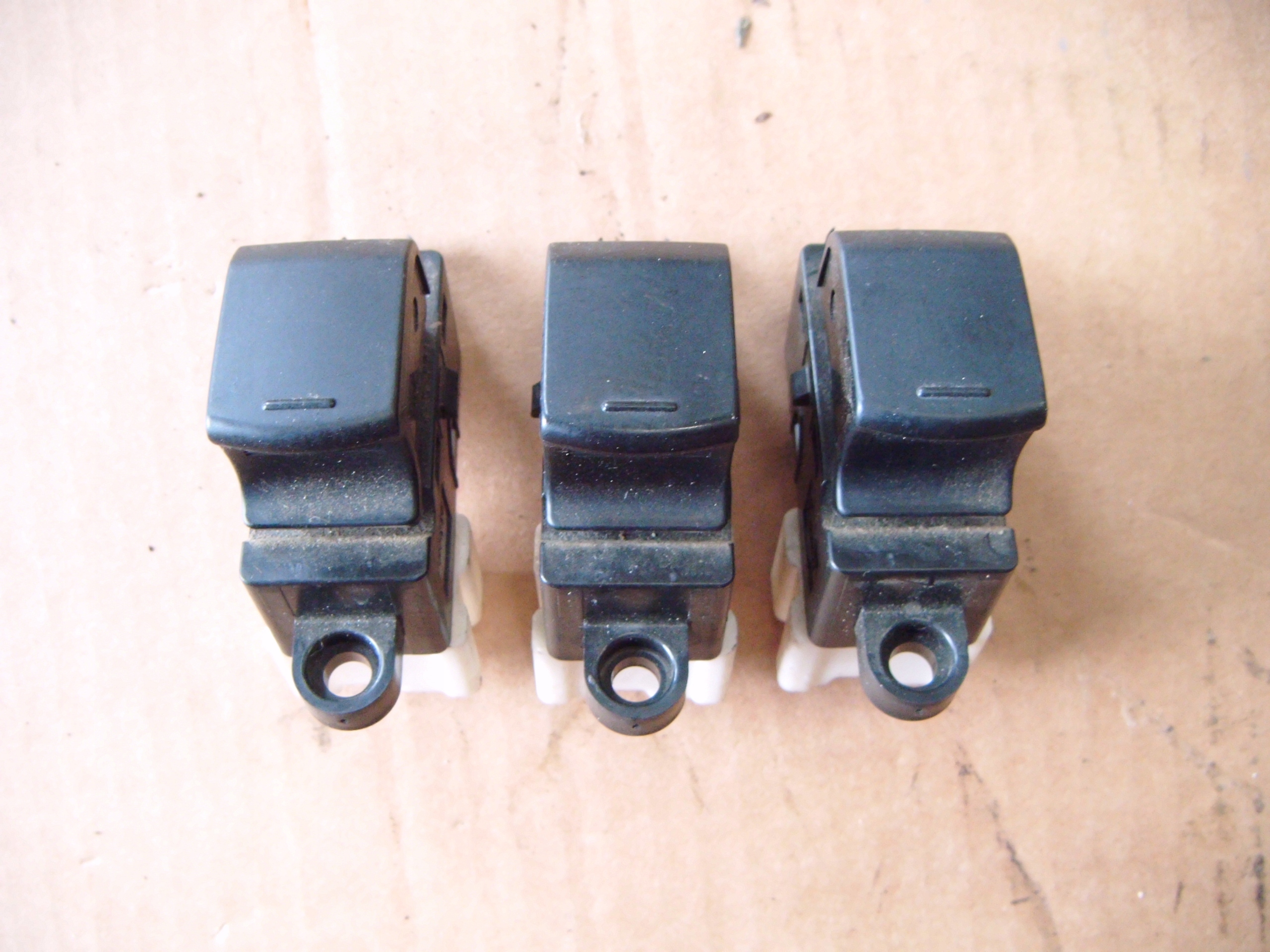 SUBARU IMPREZA III GH HB PRZEŁĄCZNIK SZYBY