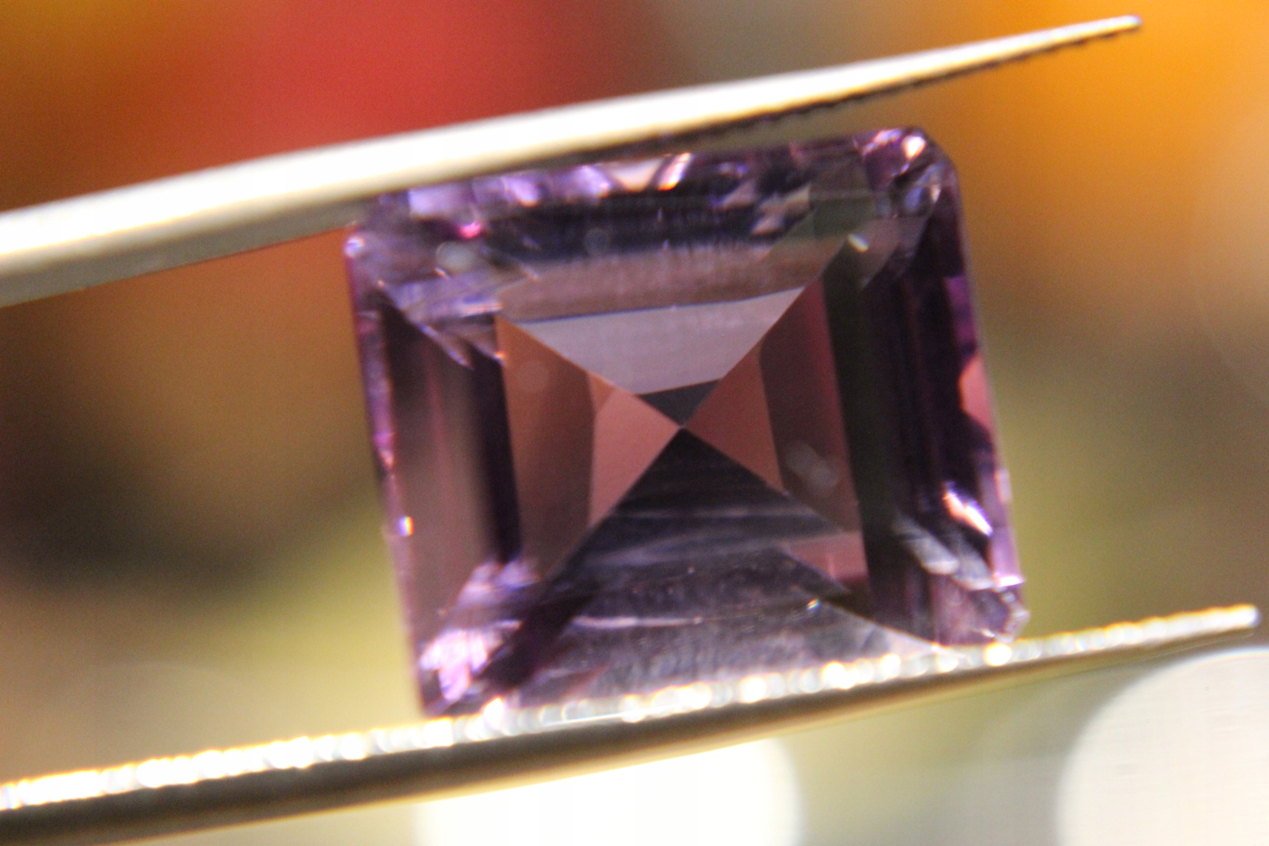 Ametyst přírodní kámen 21.50ct