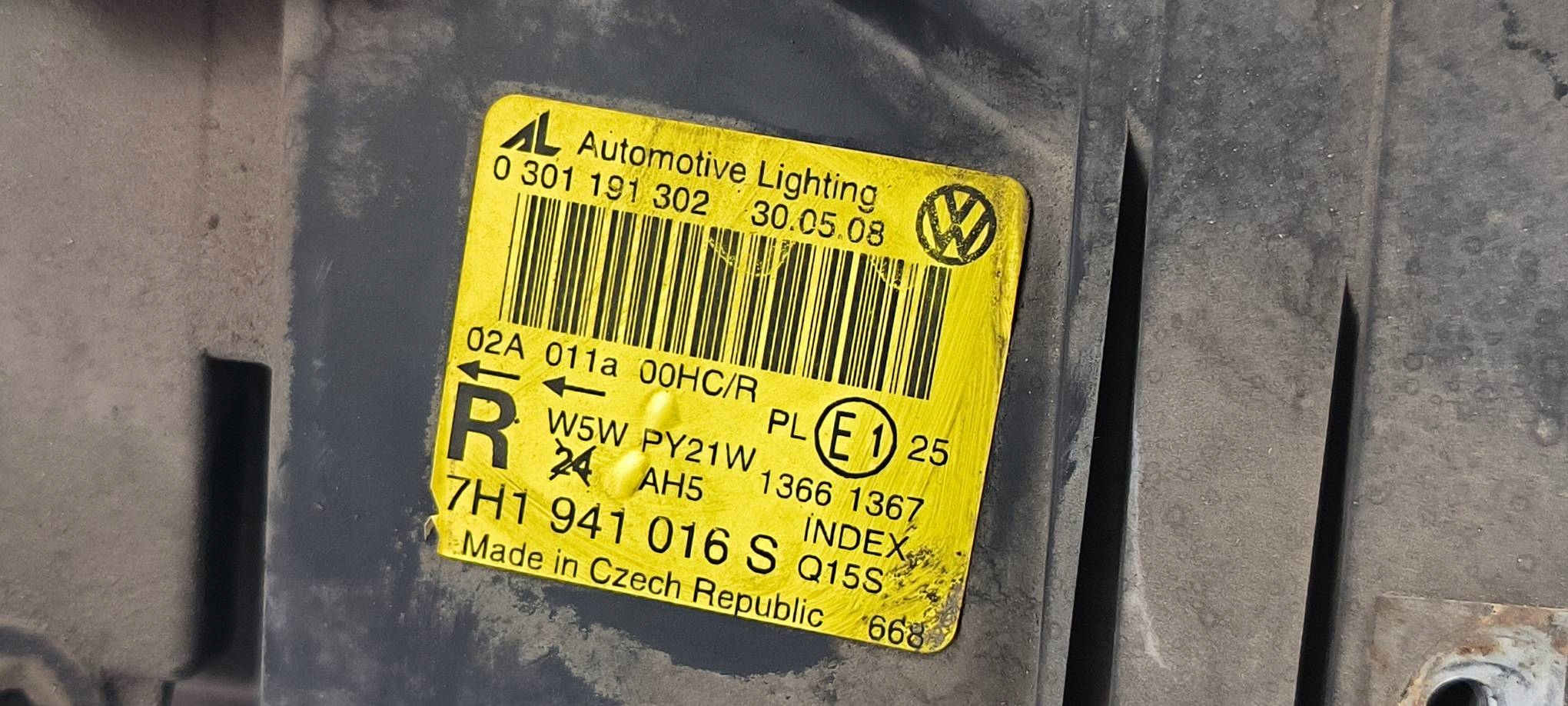 light right front 7H1941016S VOLKSWAGEN TRANSPORTER T5