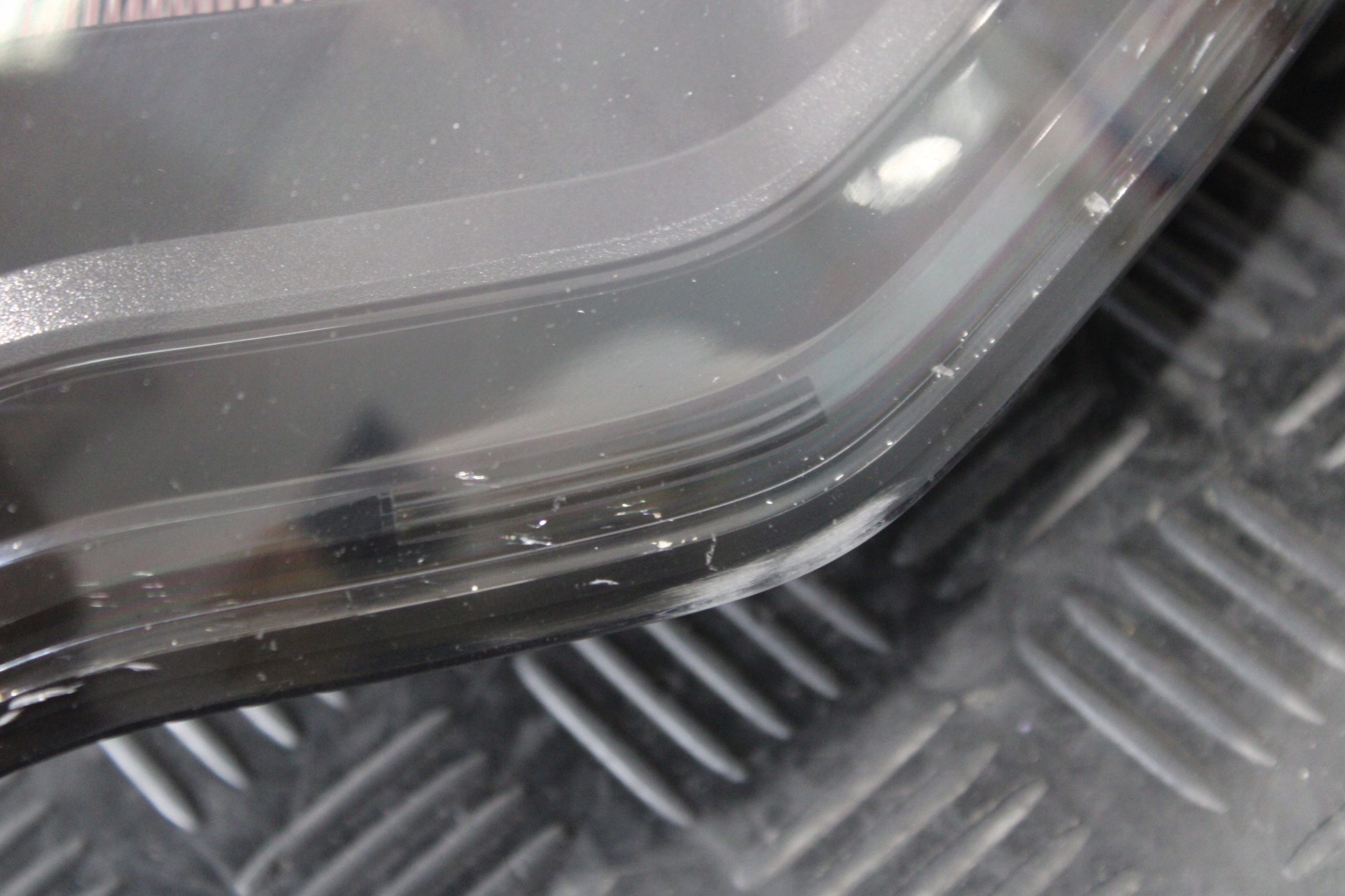 light left front LAND ROVER DISCOVERY V 5 L462 HY32-13W030-BA