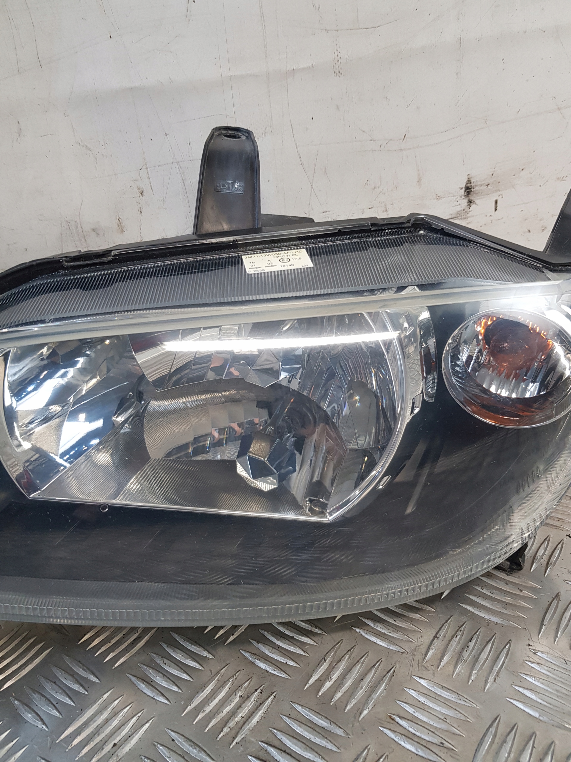 light left front 3M71-13W030-AF MAZDA 2 03R- EUROPA