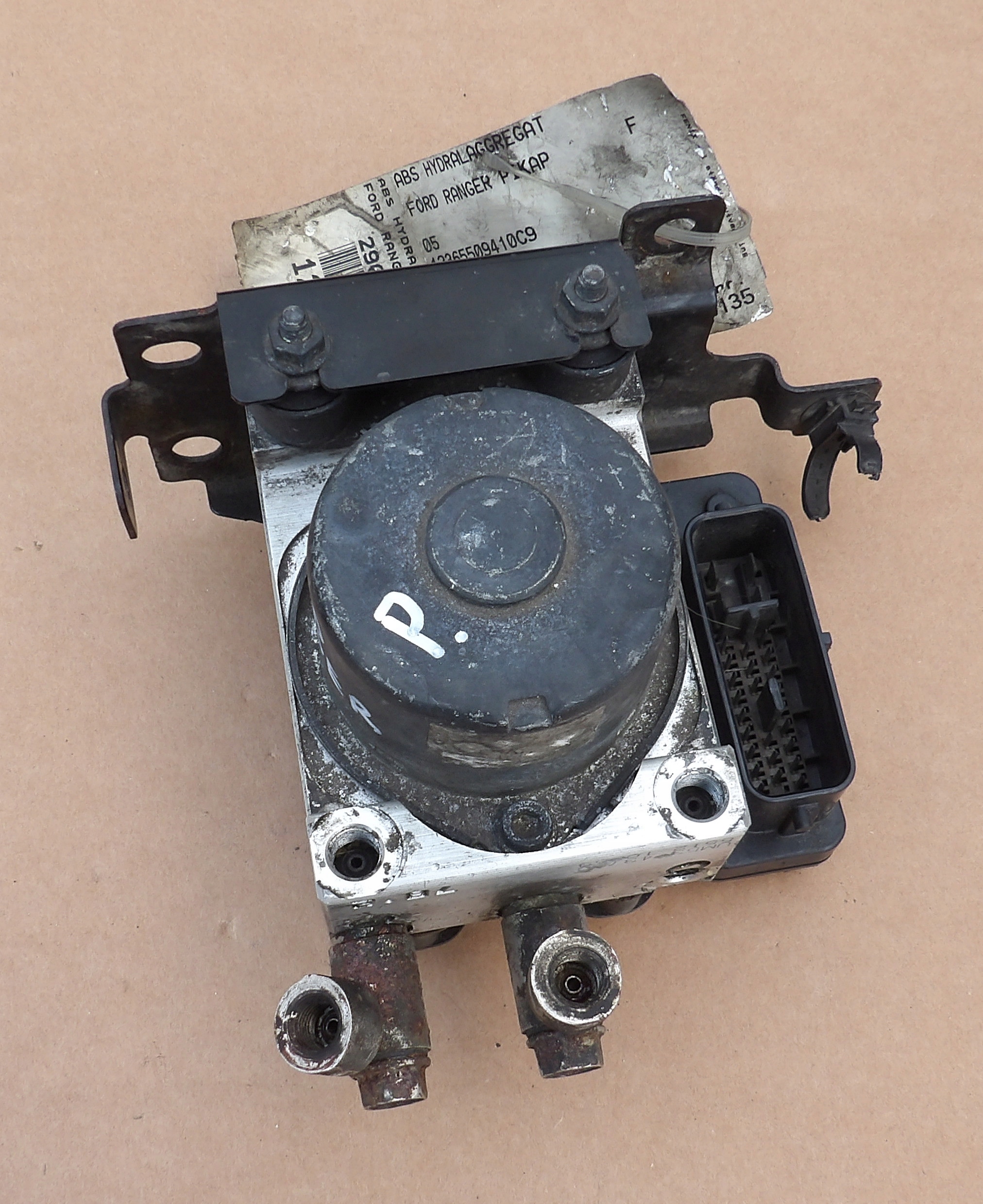 насос ABS RANGER и MZ2-4604-1 UM53-437A0