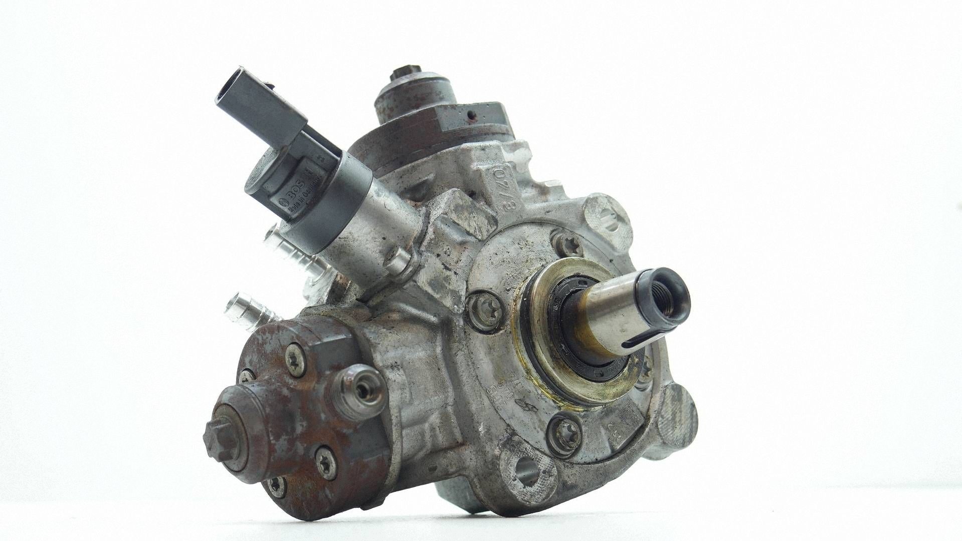 Einspritzpumpe BMW E70 E71 3.0 D 8508151